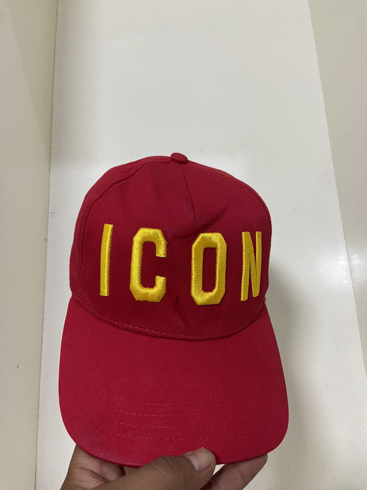 Dsquared2 💥 rare DSQUARED2 ICON HATS 💥 Size ONE SIZE - 6 Thumbnail