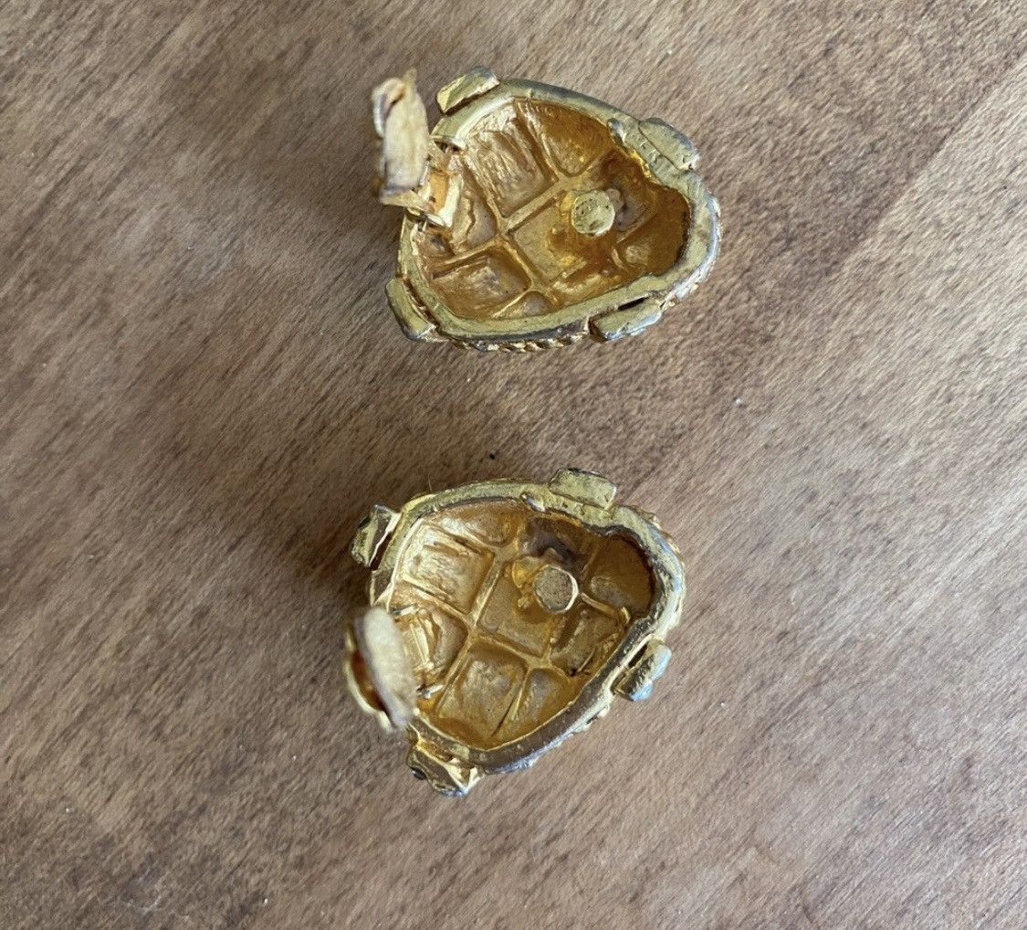 Other RARE VINTAGE CHUNKY GOLD PAVE CLIP ON DIAMOND EARRINGS Size ONE SIZE - 7 Thumbnail