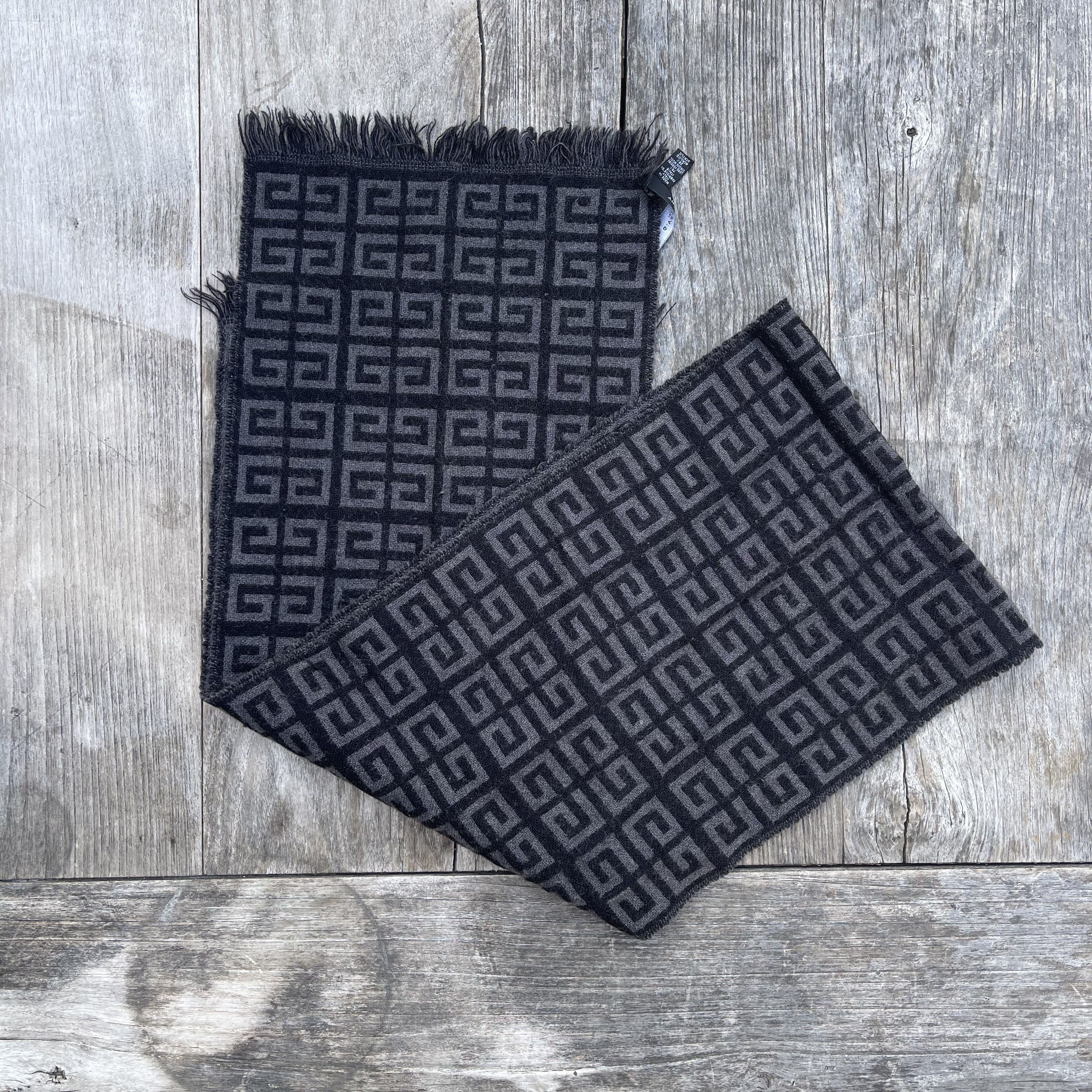 Givenchy Givenchy Paris Made in Italy Scarf Size ONE SIZE - 5 Thumbnail