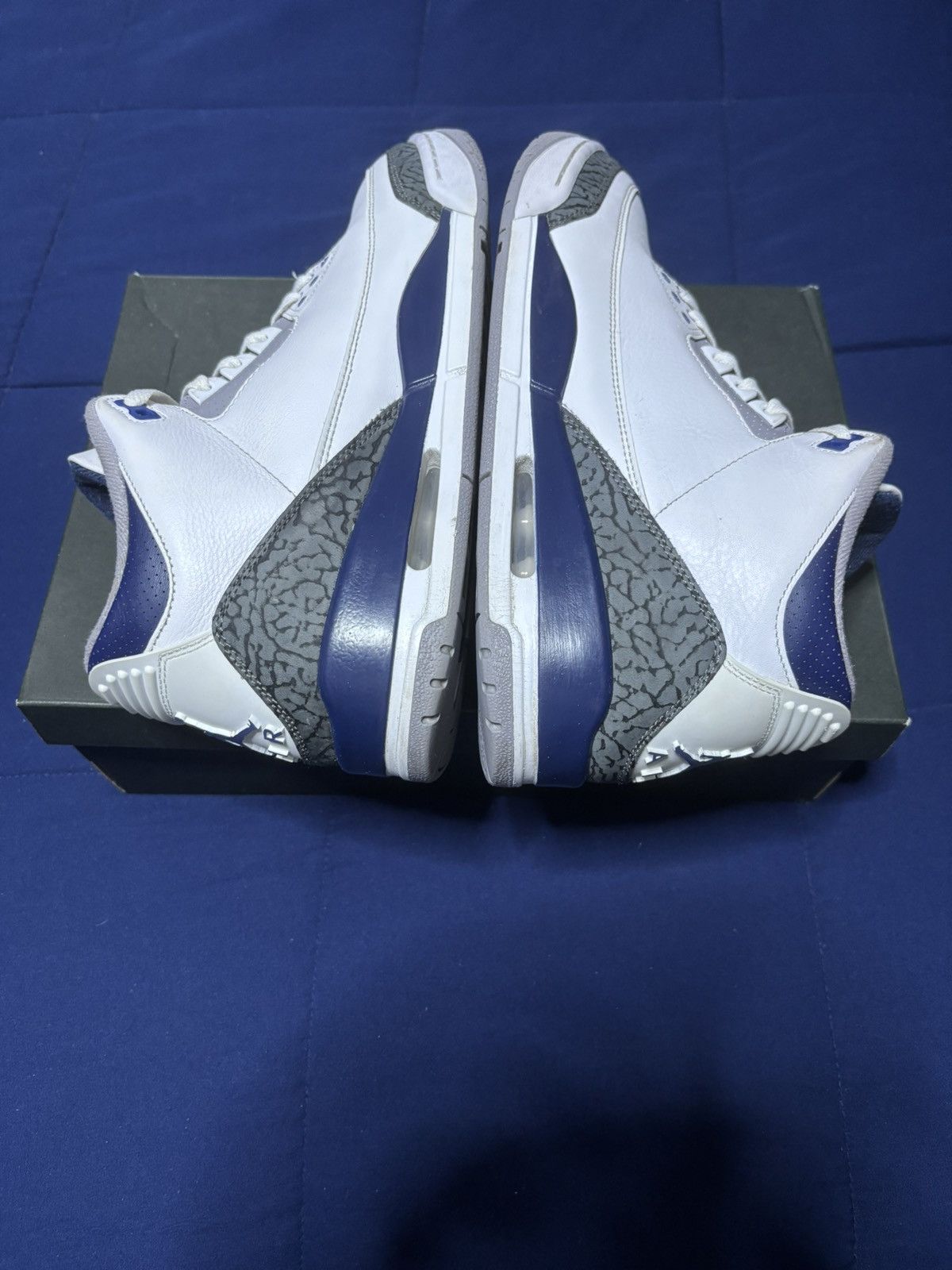 Jordan Brand Jordan 3 Retro Midnight Navy 2023 Size 11.5 Size US 11.5 / EU 44-45 - 2 Thumbnail