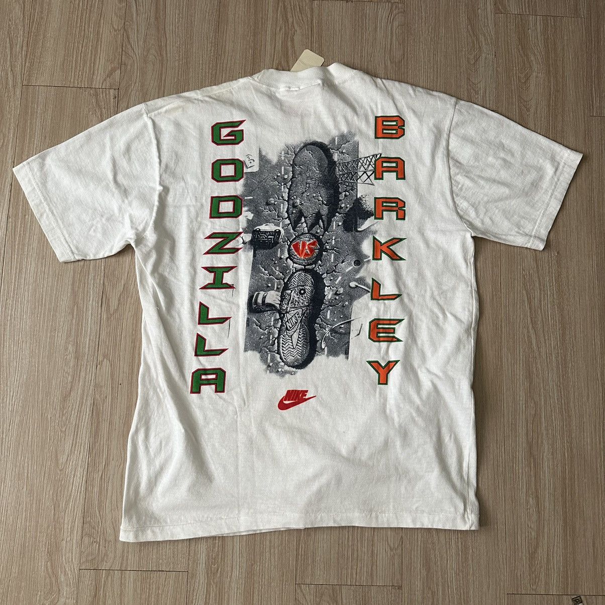 Band Tees × Nike × Vintage Vintage Nike 1992 Godzilla Vs Charles Barkley T Shirt Size US L / EU 52-54 / 3 - 15 Thumbnail