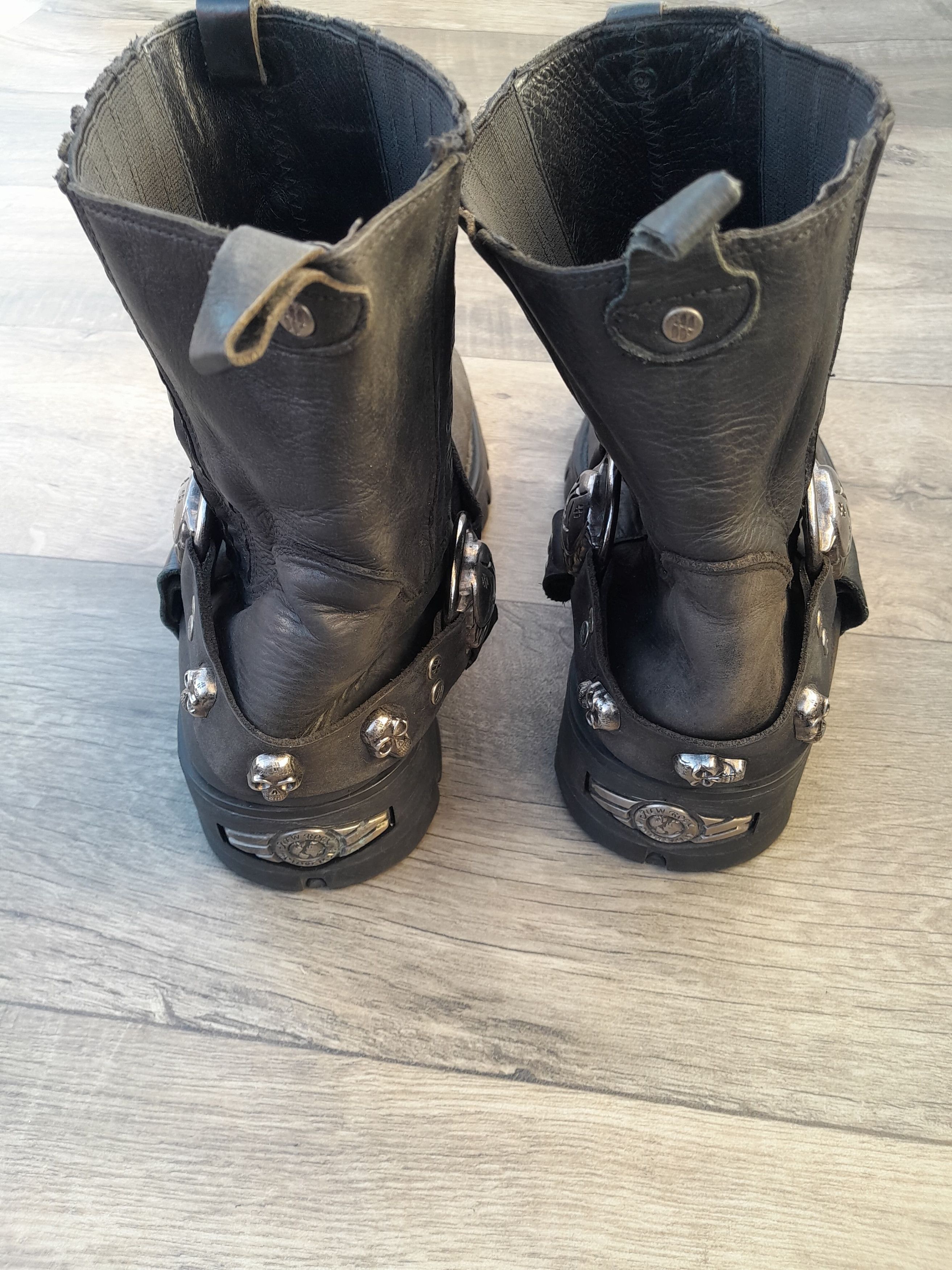 New Rock New Rock M.7621-S1 black leather motorcycle ankle boots Size US 10 / EU 43 - 10 Thumbnail