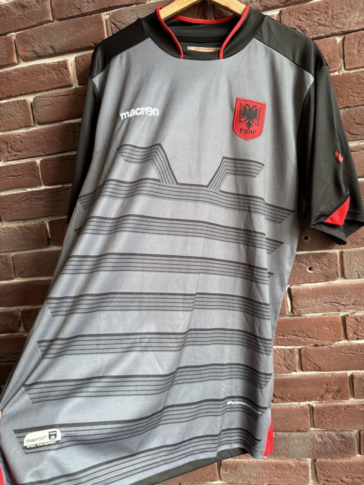 Macron Rare Macron Albania Team Football 00s Jersey Soccer Kit Size US XL / EU 56 / 4 - 6 Thumbnail