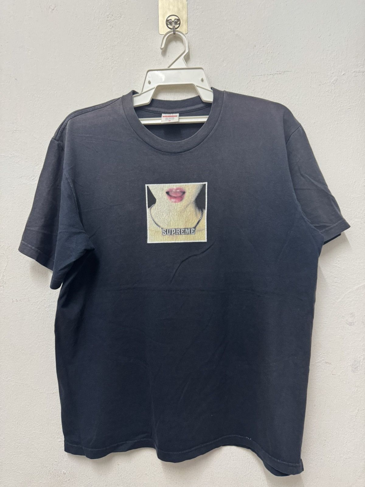 Supreme Necklace Diamonds Lips Box T shirt