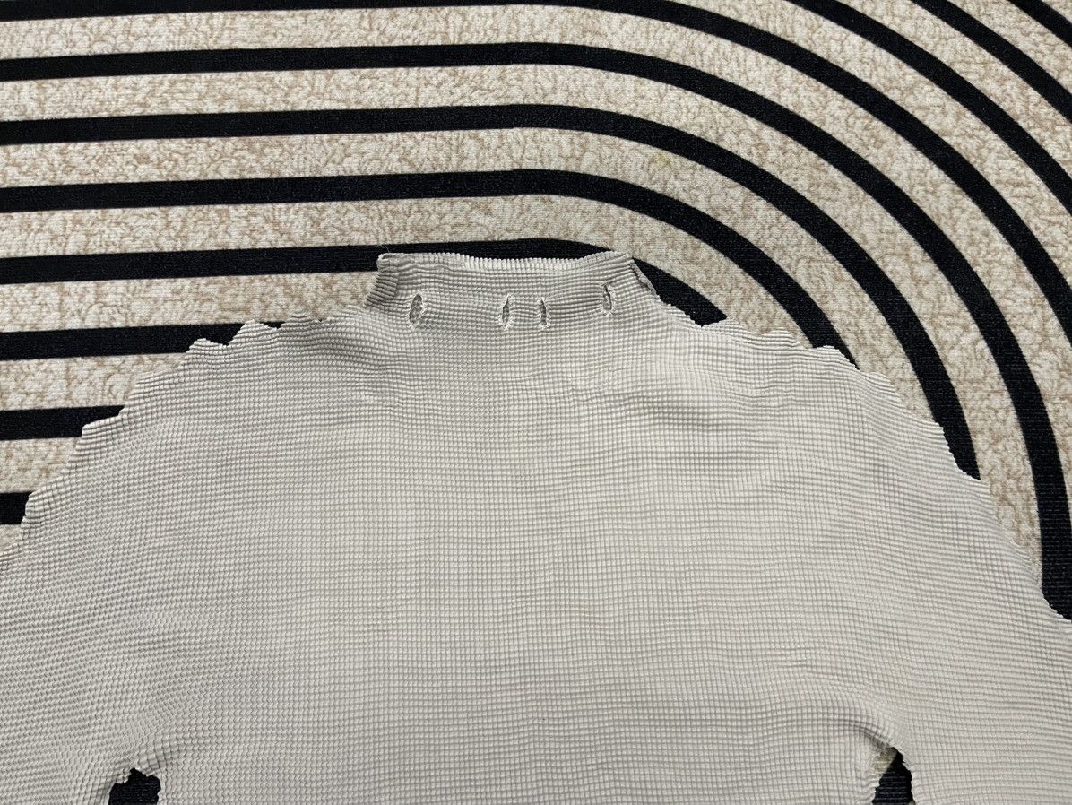 Issey Miyake 90s ISSEY MIYAKE ME PLEATED TURTLE NECK RARE DESIGN Size ONE SIZE - 6 Thumbnail