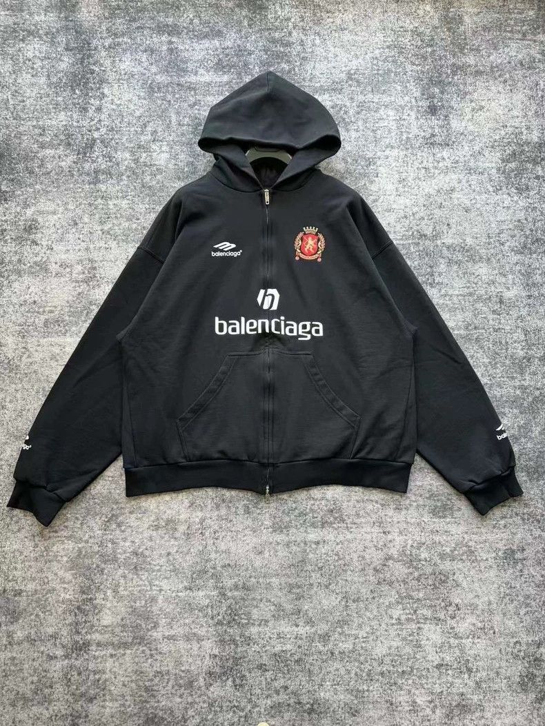 Balenciaga Balenciaga Manchester United Soccer Zipper Jacket Size US S / EU 44-46 / 1 - 1 Thumbnail