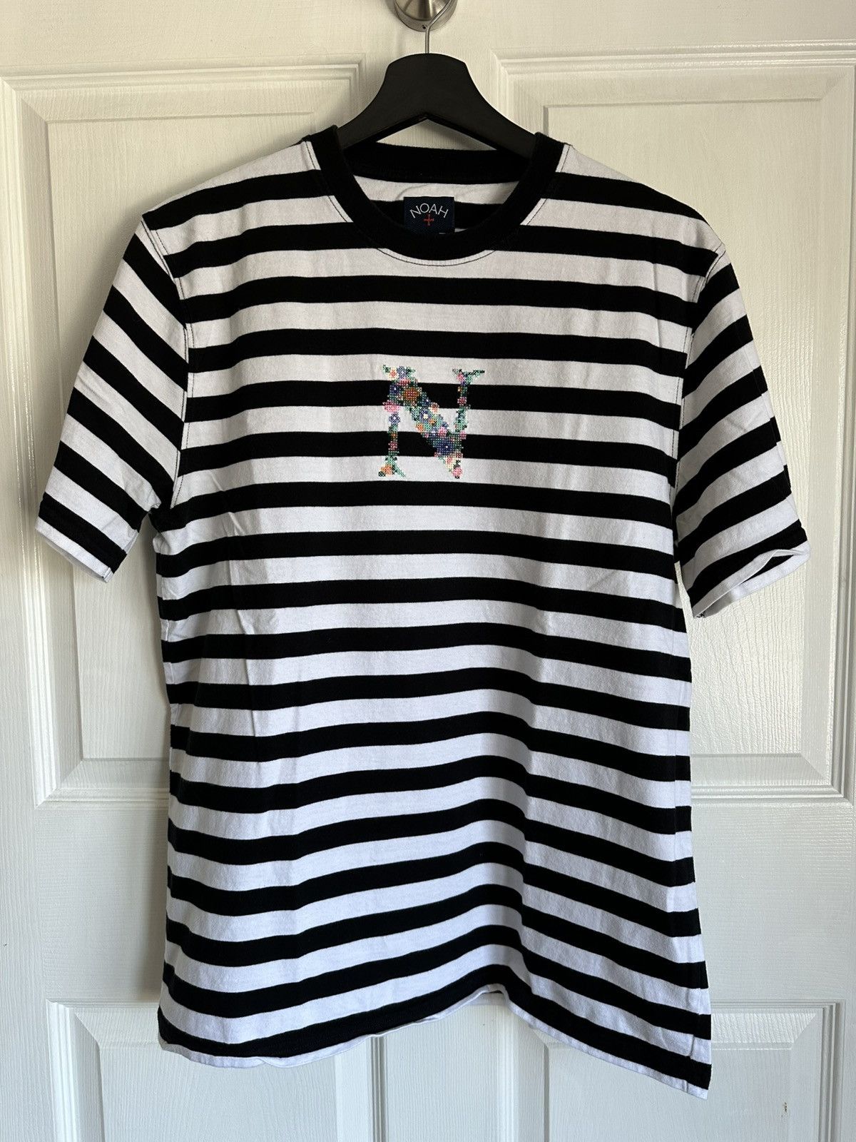 Noah Striped Bouquet T-shirt Size US M / EU 48-50 / 2 - 1 Thumbnail