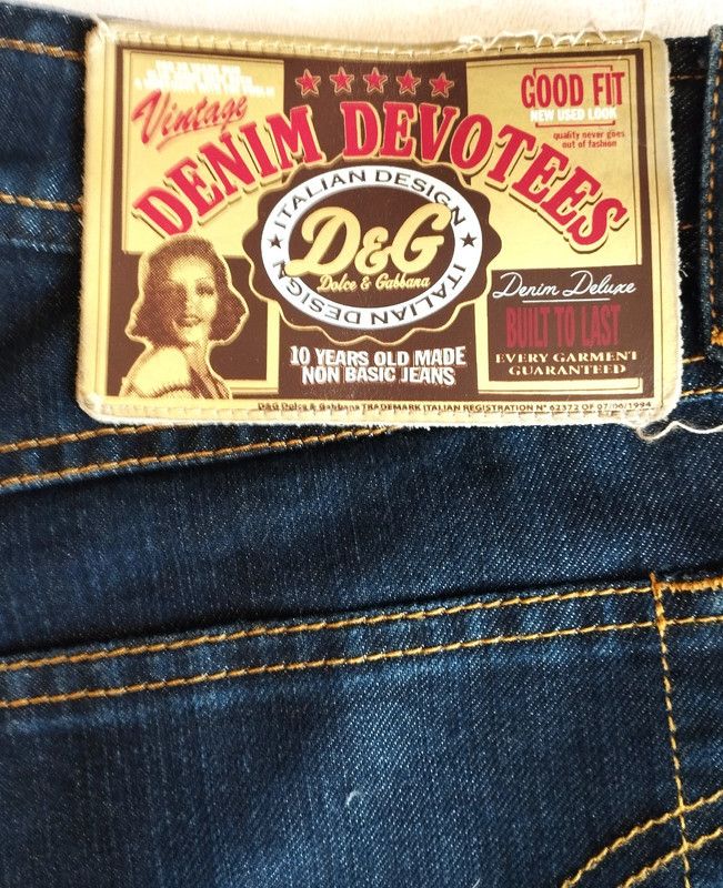 Dolce & Gabbana Dolce & Gabbana Jean Devotees Large Emerisé T 44 L34 Size 32" / US 10 / IT 46 - 8 Thumbnail