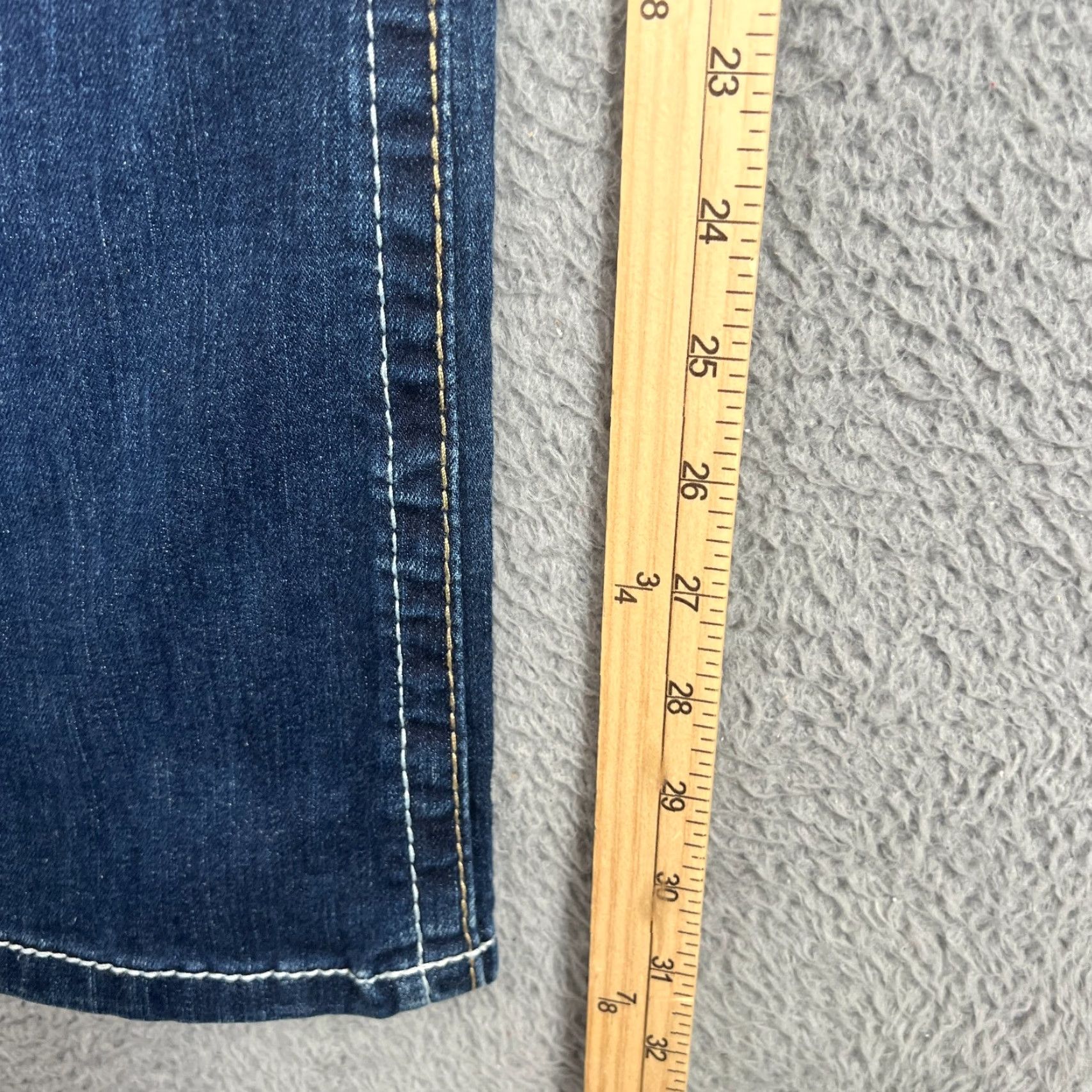 Ariat Ariat Jeans Womens Real Denim Bootcut 32R 34 x 32 Blue Embroidered Size 24" / US 00 / IT 34 - 3 Thumbnail