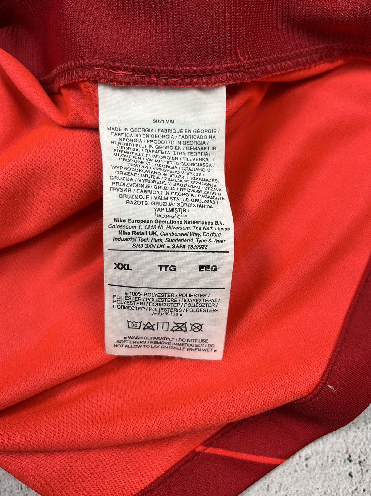 Nike LIVERPOOL 2021-22HOME SHIRT FOOTBALL SOCCER JERSEY NIKE XXL Size US XXL / EU 58 / 5 - 8 Thumbnail