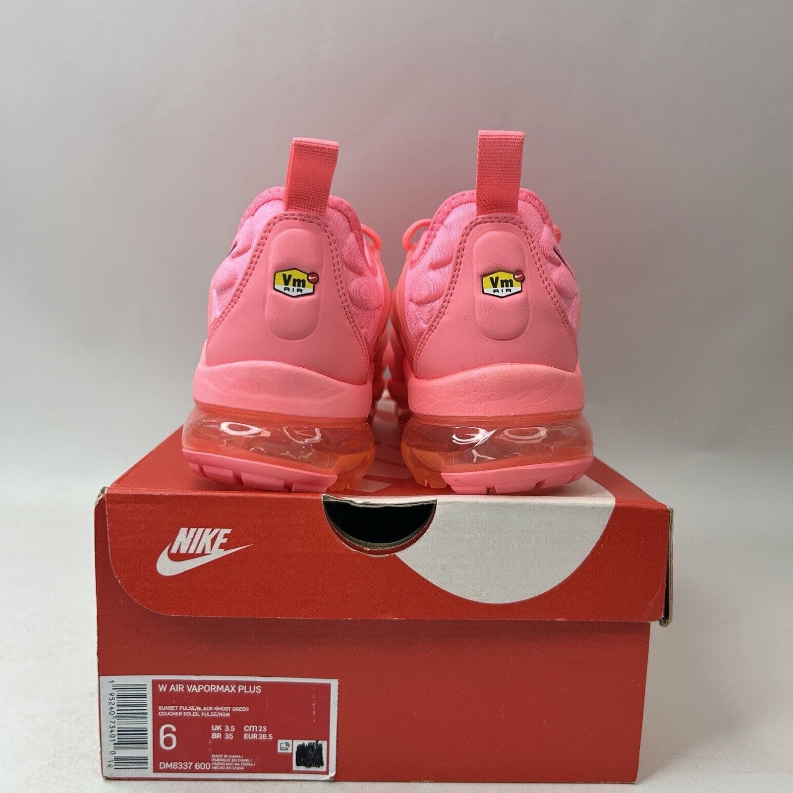 Nike Nike Vapormax Plus WMNS “Bubblegum Pink” 2024 Size US 6 / IT 36 - 4 Thumbnail