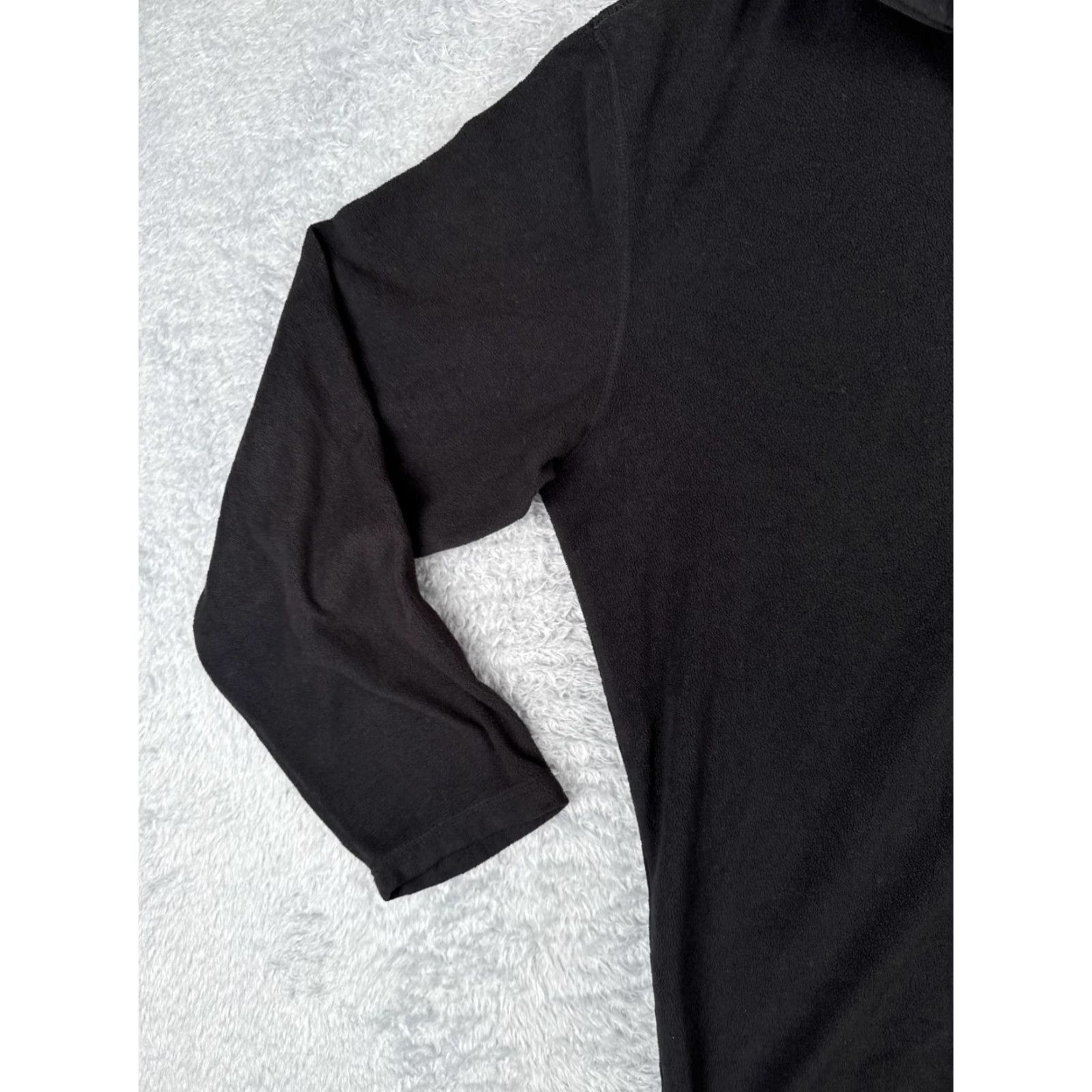 The North Face VINTAGE? No, not vintage. The North Face Sweater Mens Large Black 1/4 Zip Polyester Fleece Mock Neck Size US L / EU 52-54 / 3 - 3 Thumbnail