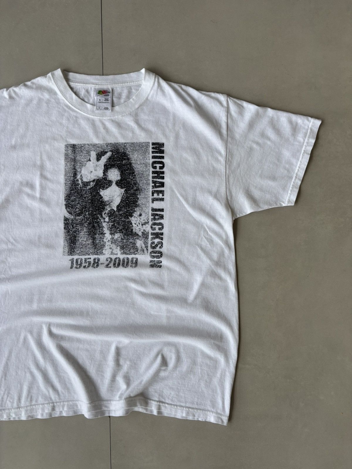 Band Tees 2009 Vintage Memorial Michael Jackson Size US L / EU 52-54 / 3 - 2 Thumbnail