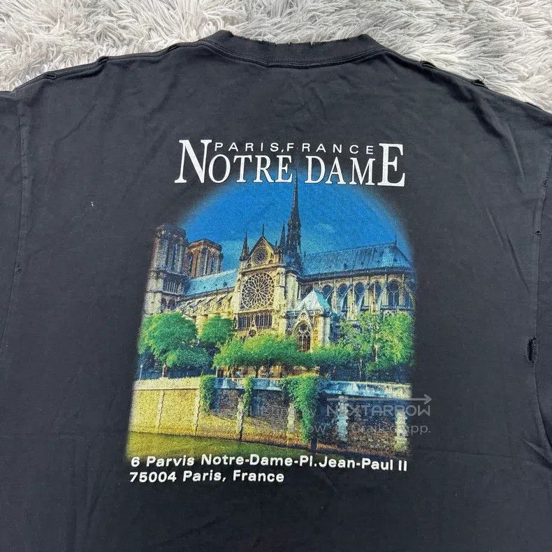 Balenciaga Balenciaga Castle Short Sleeve T-Shirt Size US S / EU 44-46 / 1 - 4 Thumbnail