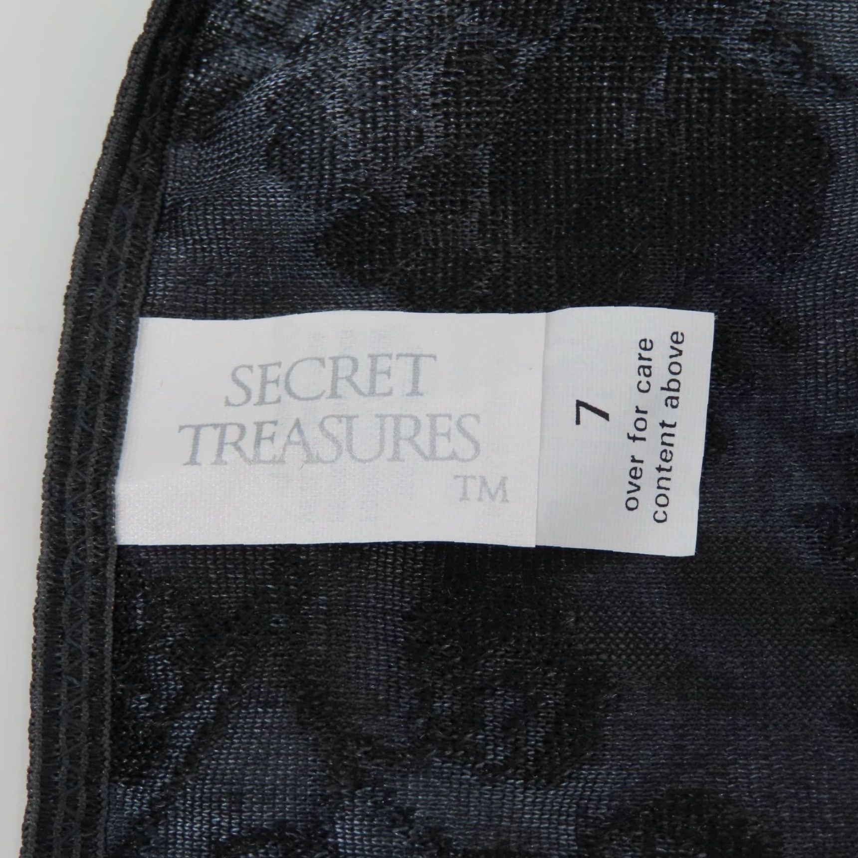 Vintage VINTAGE Secret Treasures Women Bikini Panty Floral Velvet Black Gray 7 M XS? (Note: cannot determine XS) Size 32" / US 10 / IT 46 - 4 Thumbnail