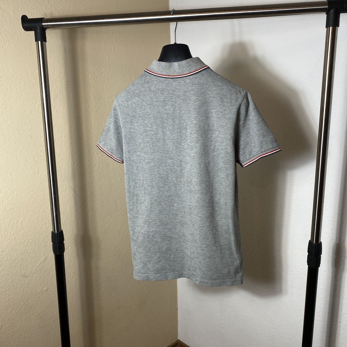 Moncler Classic Polo Moncler Gray Size US M / EU 48-50 / 2 - 11 Thumbnail