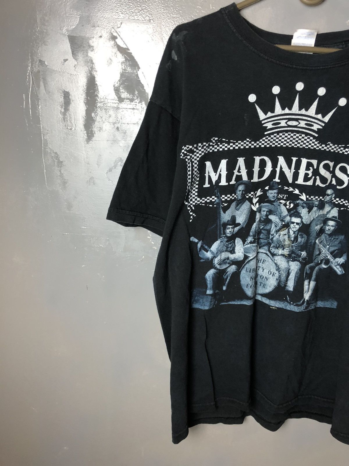 Vintage Men’s t-shirt Madness size L Size US L / EU 52-54 / 3 - 2 Thumbnail