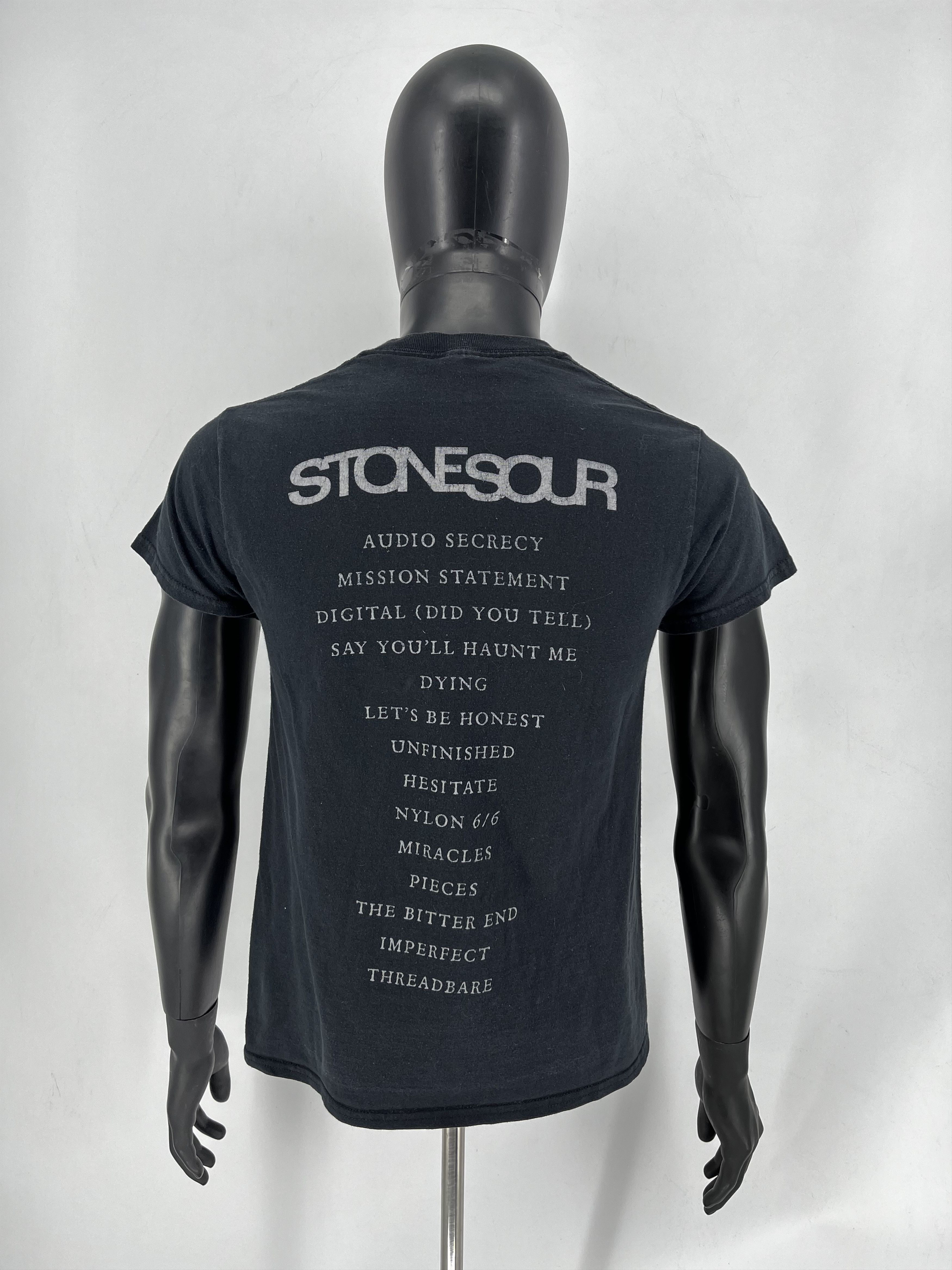Band Tees Vintage Y2K Stone Sour Band Tee Big Logo Streetwear Size S Size US S / EU 44-46 / 1 - 10 Thumbnail