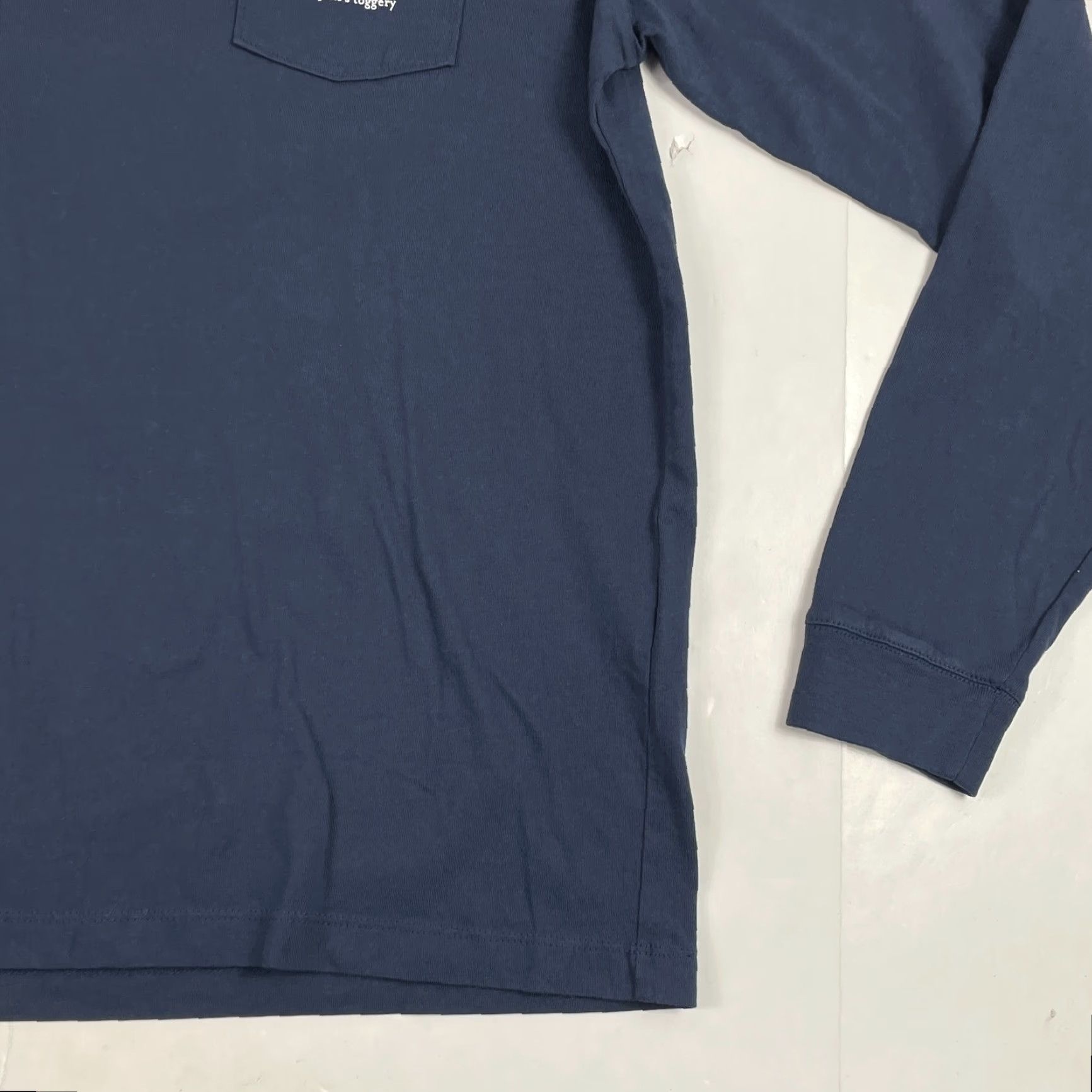 Vineyard Vines VINTAGE Vineyard Vines Shirt Mens Small Blue Long Sleeve Crew Neck Fishing Boating Whale Mens Regular Blue Shirt Whale Logo Ocean Outdoor 90s Size US S / EU 44-46 / 1 - 4 Thumbnail