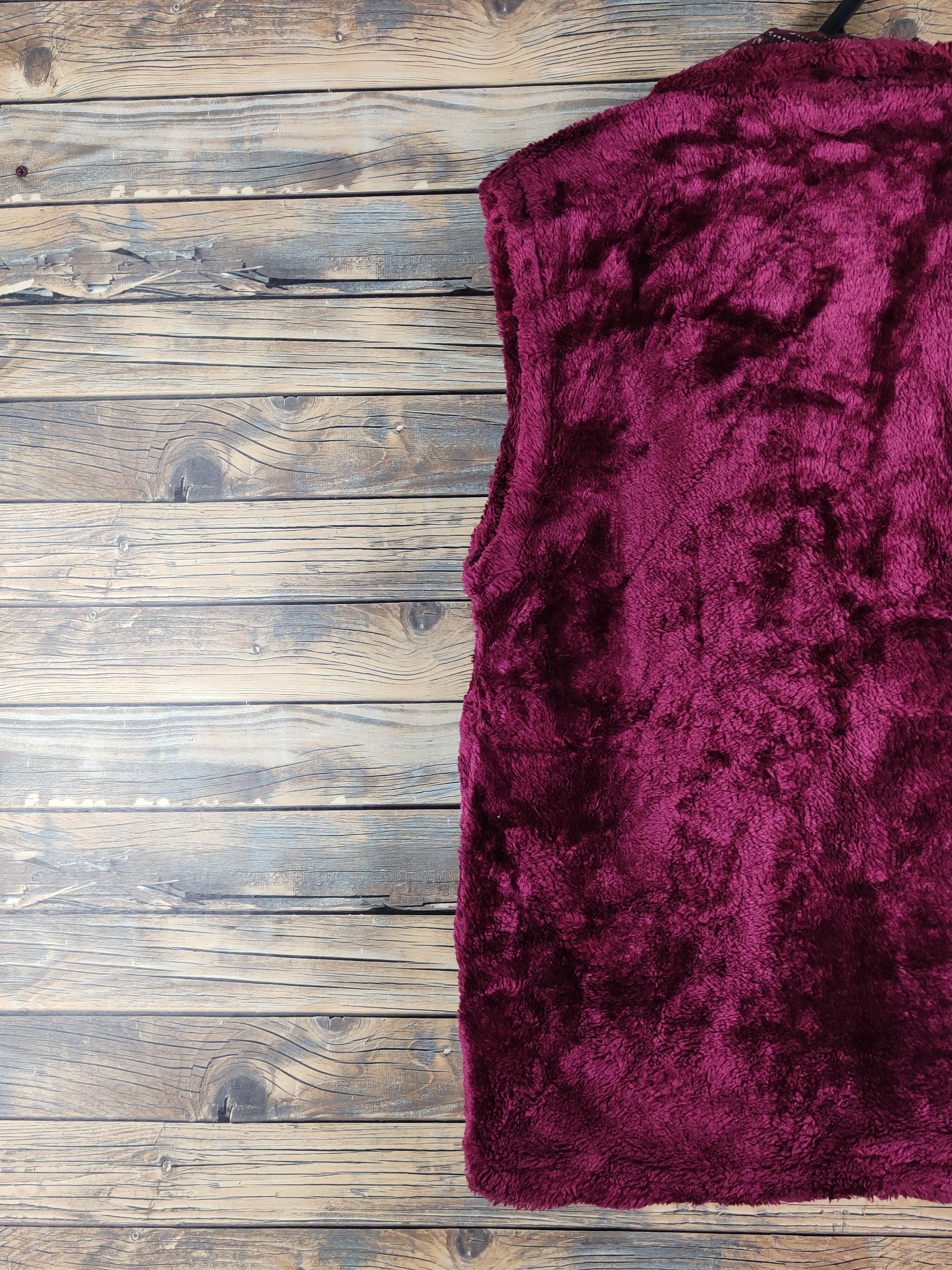 Japanese Brand Japanese Brand Maroon Fur Feux Knitwear Vests #W1938 Size US M / EU 48-50 / 2 - 8 Thumbnail