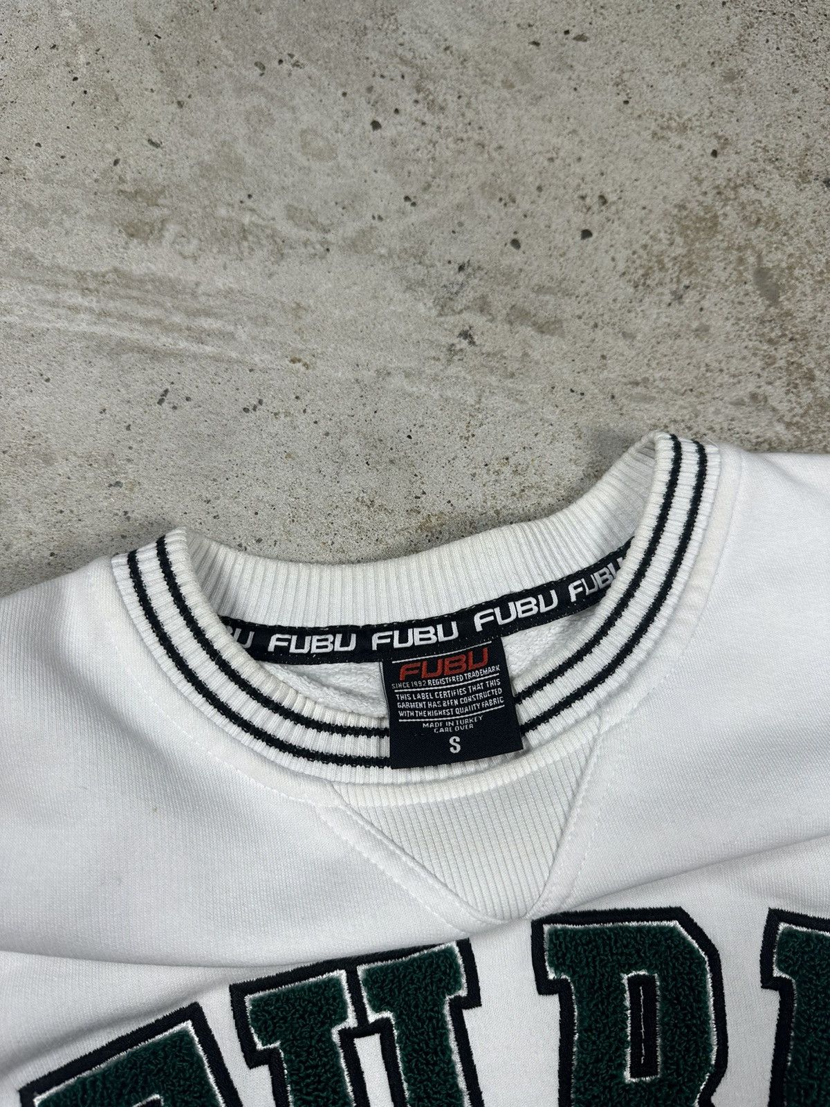 Fubu × Vintage Vintage Y2K Fubu Big Logo Oversize Crewneck Sweatshirt Size US S / EU 44-46 / 1 - 9 Thumbnail