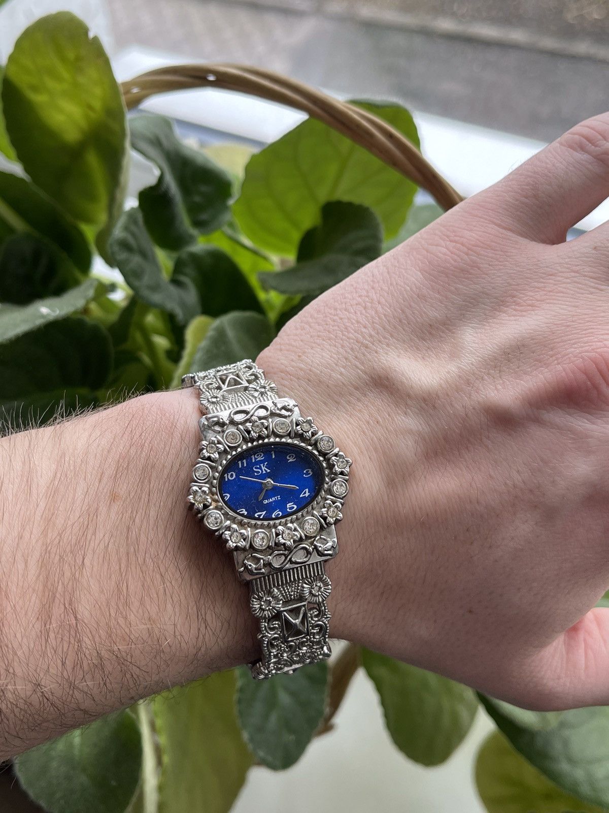 Hysteric Glamour Futuristic watch 00s Japanese style rare ladies bracelet Size ONE SIZE - 4 Thumbnail