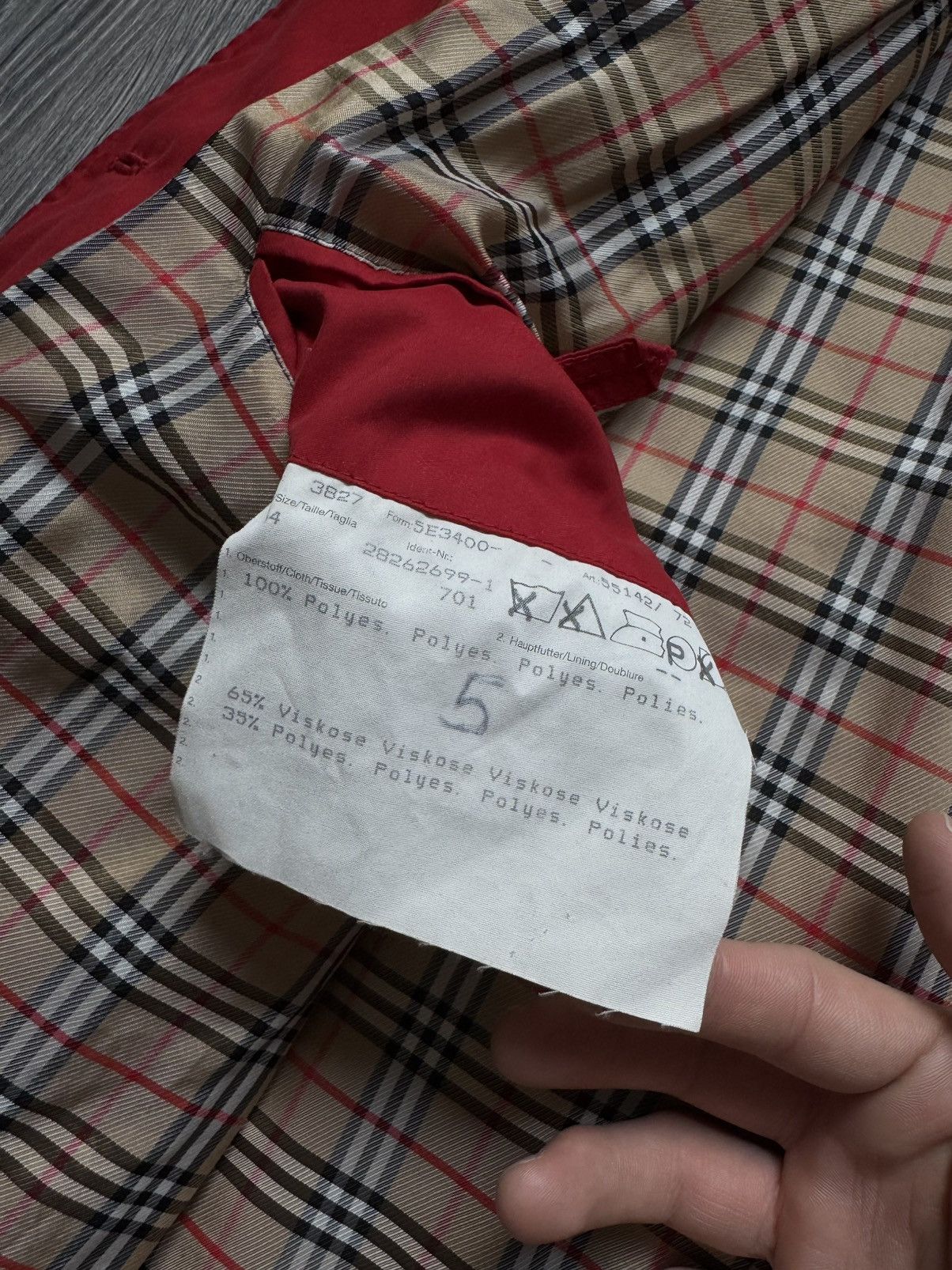 Burberry Burberry Coral Red Checkered Quilted Jacket 44 Size M / US 6-8 / IT 42-44 - 8 Thumbnail