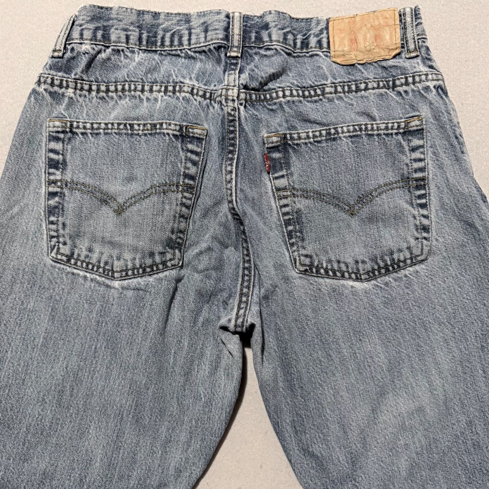 Levi's Levi's 550 Jeans Men Blue Denim Distressed Straight Relaxed Fit - 30X25.5 Jeans Mens Blue Distressed Straight 550 Size US 30 / EU 46 - 4 Thumbnail