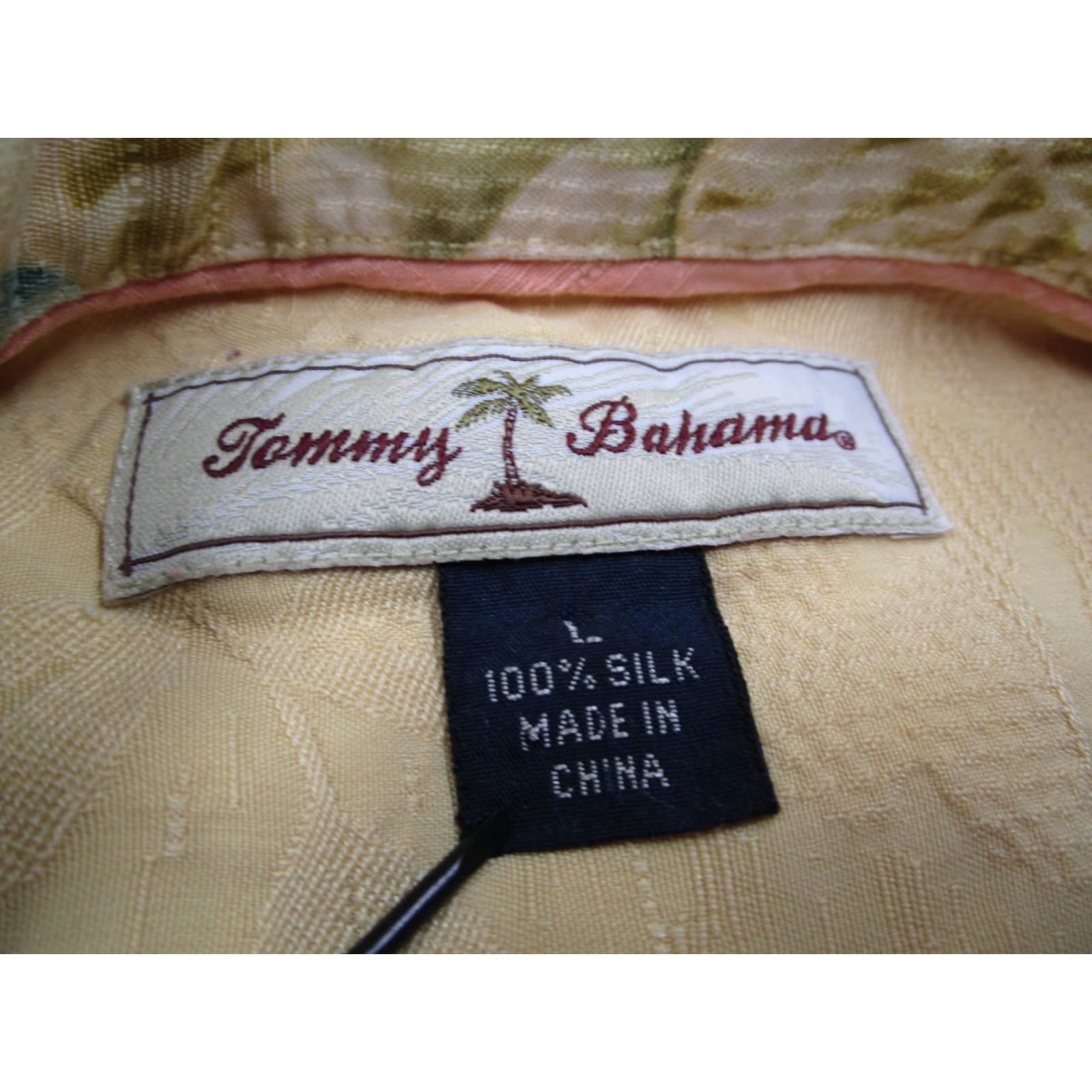 Tommy Bahama Tommy Bahama Shirt Mens Large Yellow Silk Camp Button Up Hawaiian Loop Collar Size US L / EU 52-54 / 3 - 3 Thumbnail