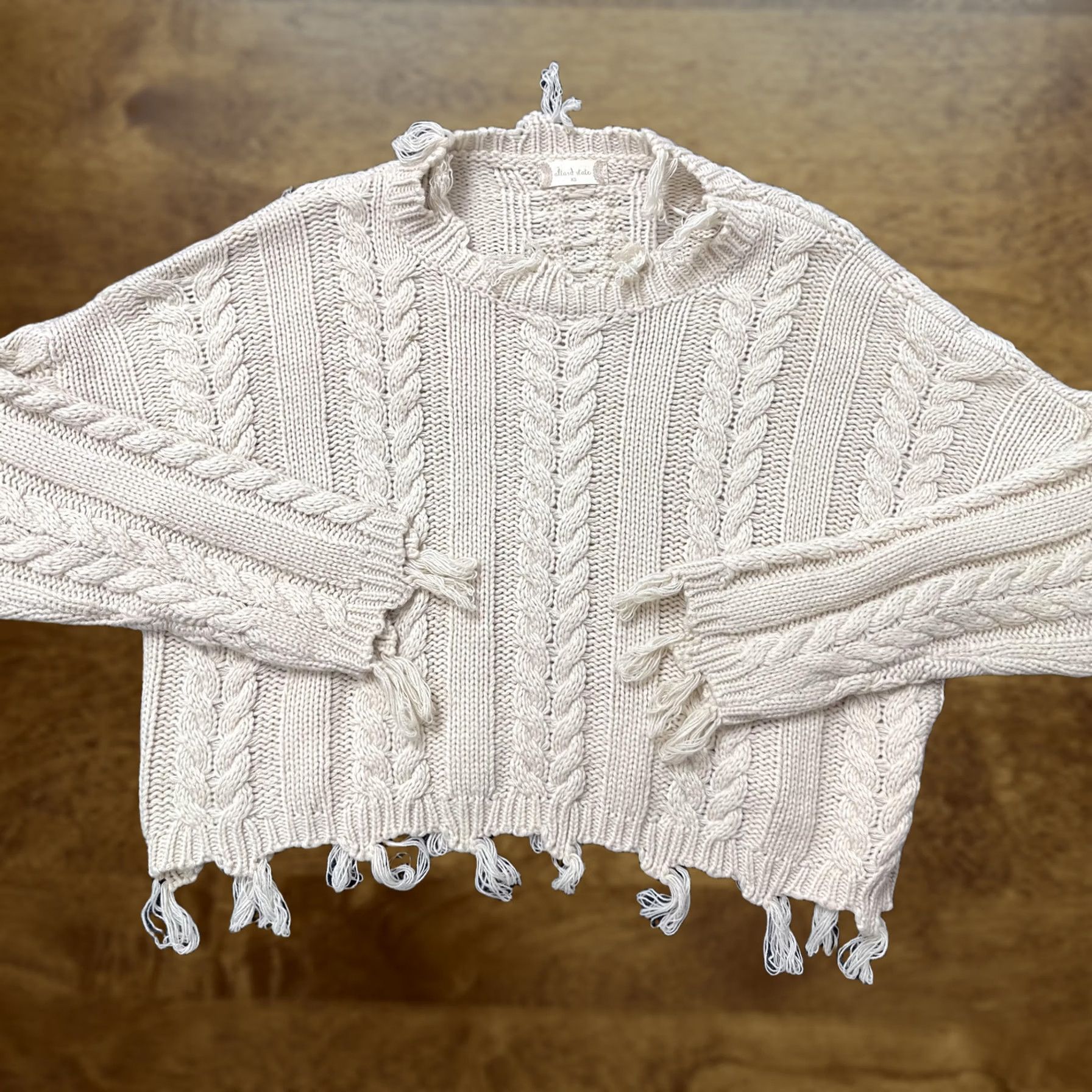 Vintage VINTAGE Altar'd State Sweater Womens XS Cream Cable Knit Distressed Fringe Size XS / US 0-2 / IT 36-38 - 1 Thumbnail