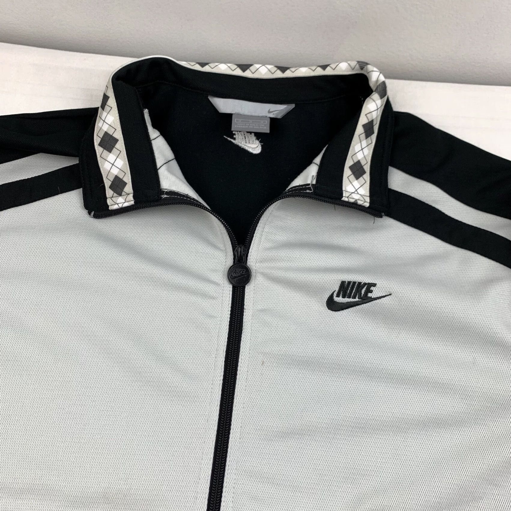 Nike VINTAGE Nike Jacket Men M Gray Black Y2K Track Soccer Sports Silver Tag Size US M / EU 48-50 / 2 - 4 Thumbnail
