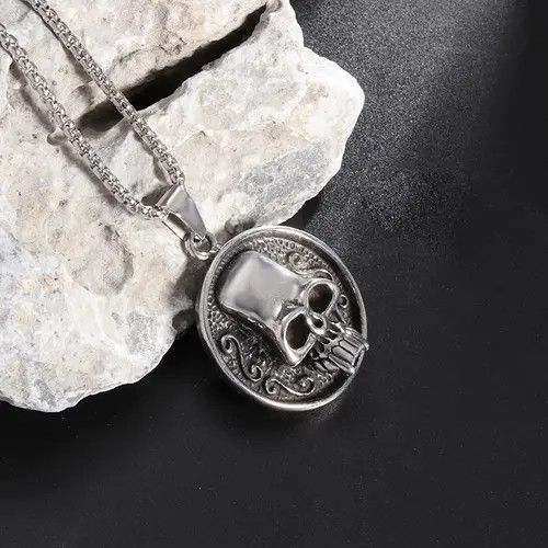 Jewelry × Vintage Skull Medal Necklace Size ONE SIZE - 4 Thumbnail