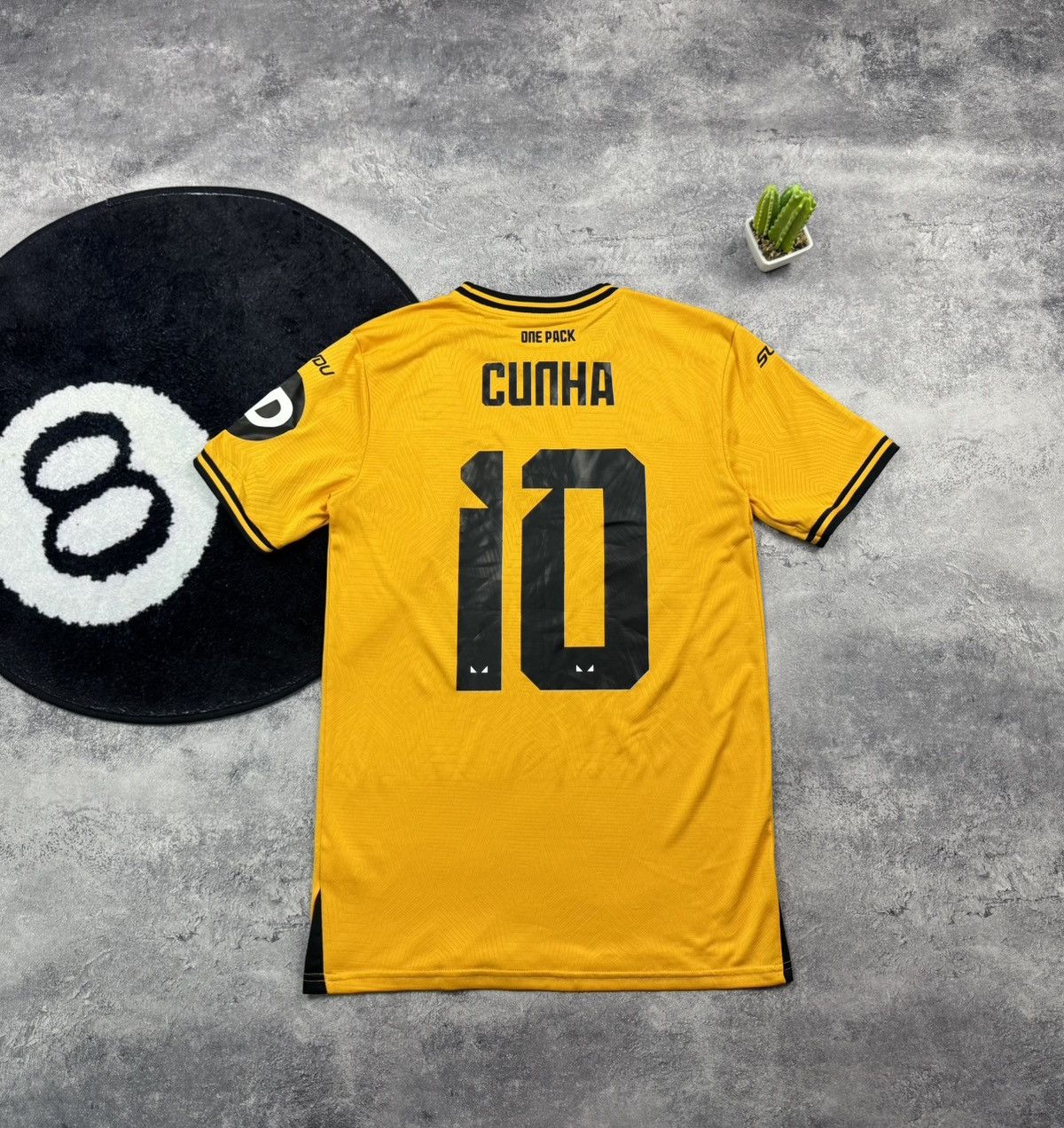 SUBU Wolverhampton Wanderers 2024/25 Home Shirt #10 CUNHA Size S Size US S / EU 44-46 / 1 - 10 Thumbnail