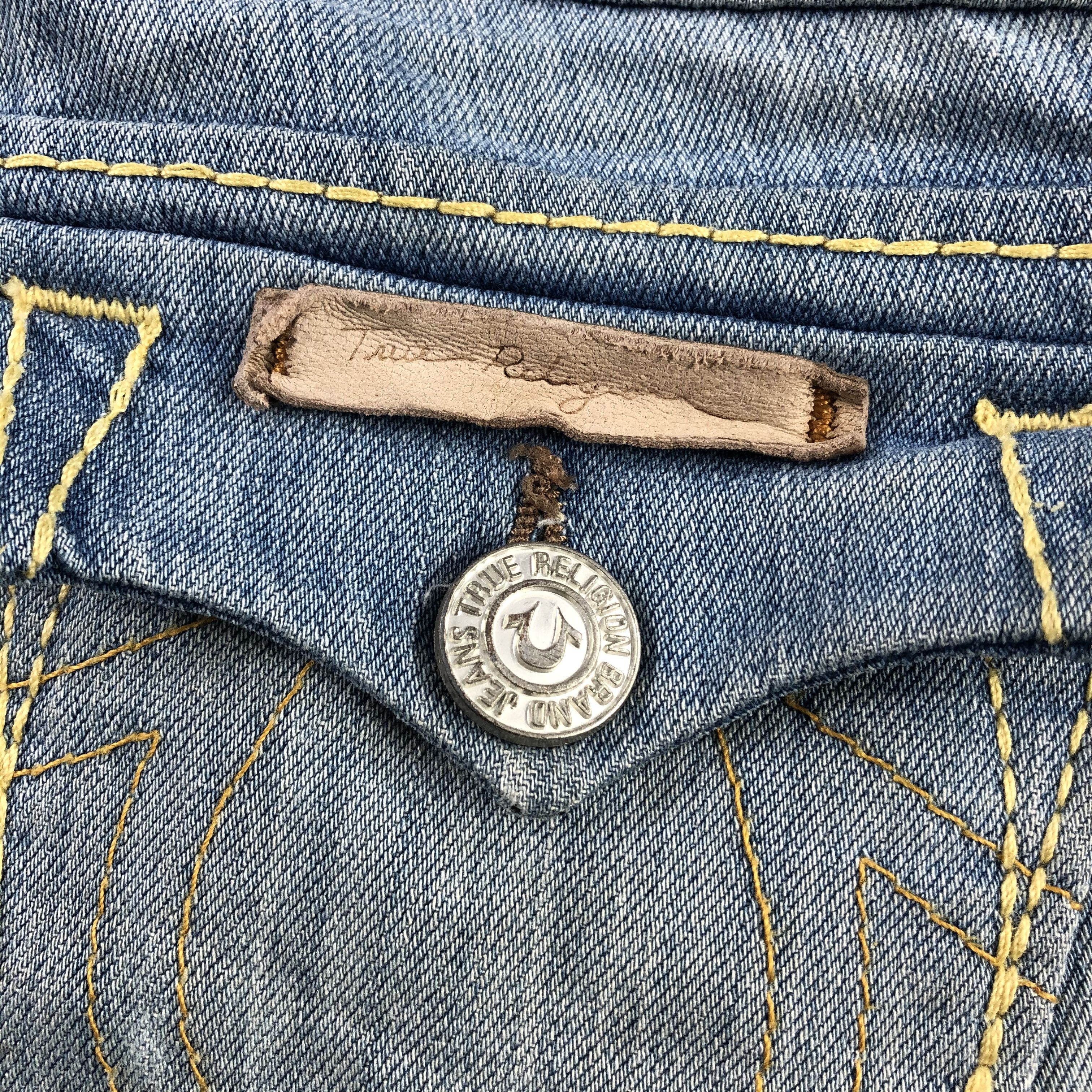 True Religion True Religion Jeans Medium Wash Denim KJ1276 Size 26" / US 2 / IT 38 - 7 Thumbnail