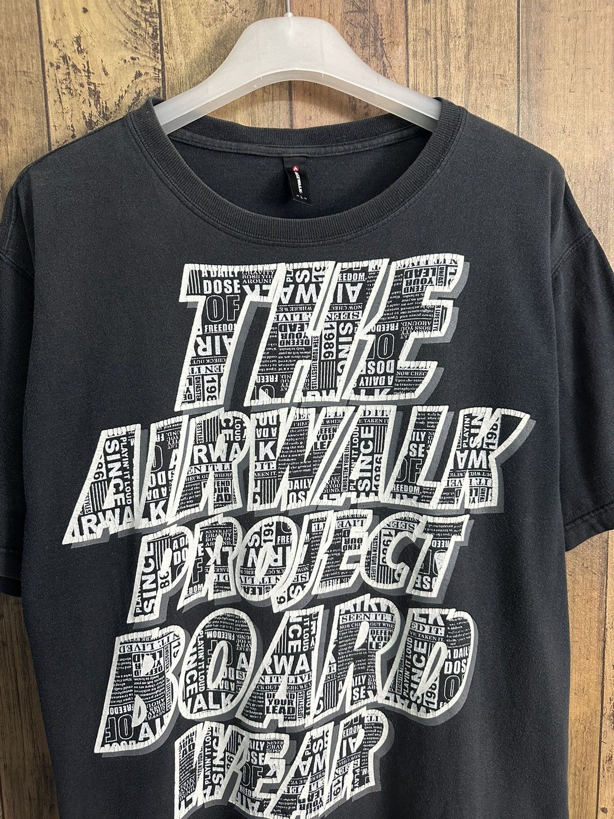 Airwalk Y2K Airwalk Project Board Wear Faded Tshirt A403 Size US L / EU 52-54 / 3 - 2 Thumbnail