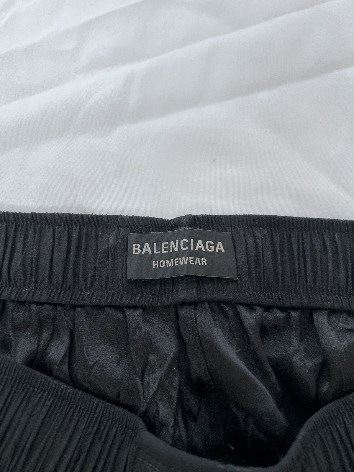 Balenciaga *RARE* Balenciaga Silk Shorts Sz. M Size US 32 / EU 48 - 9 Thumbnail