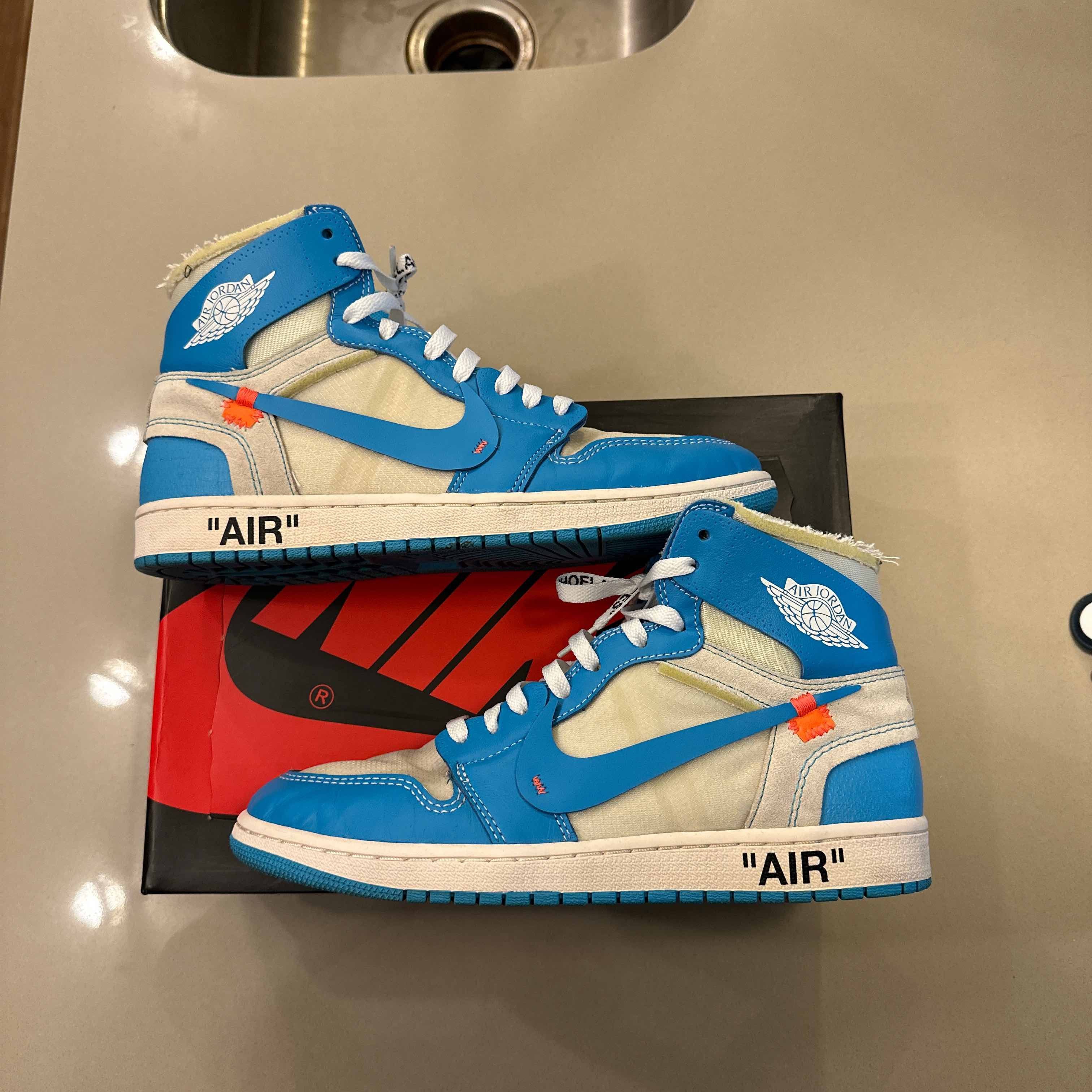 Jordan Brand Off-White x Air Jordan 1 Retro High OG UNC Size US 10 / EU 43 - 1 Thumbnail