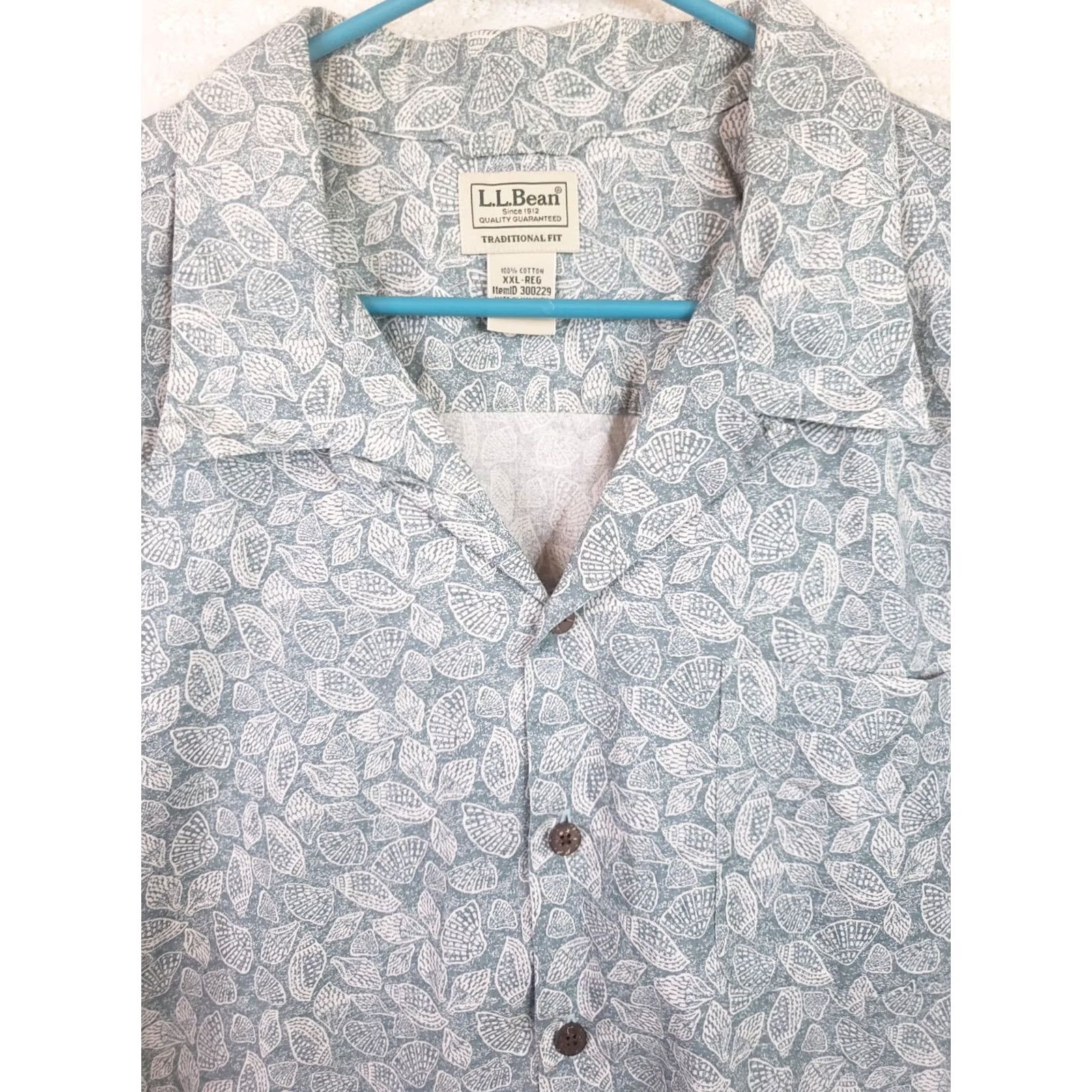 Vintage LL Bean SS Shirt Mens 2XL Teal Blue Geometric Seashell Pattern Button Up Casual Shirt Men Short Sleeve Traditional Fit Pocketed Beach Size US XXL / EU 58 / 5 - 3 Thumbnail