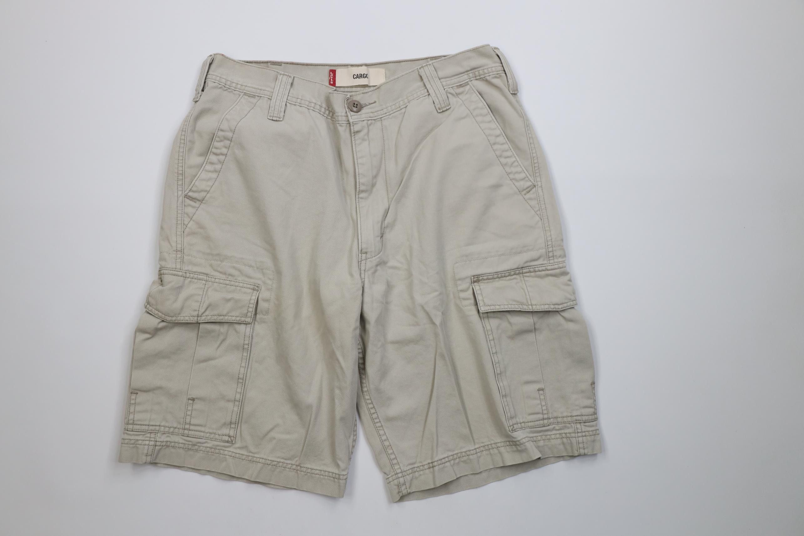 Levi's Vintage Y2K 2004 Levis Baggy Fit Cargo Shorts Beige Khaki Size US 34 / EU 50 - 1 Thumbnail