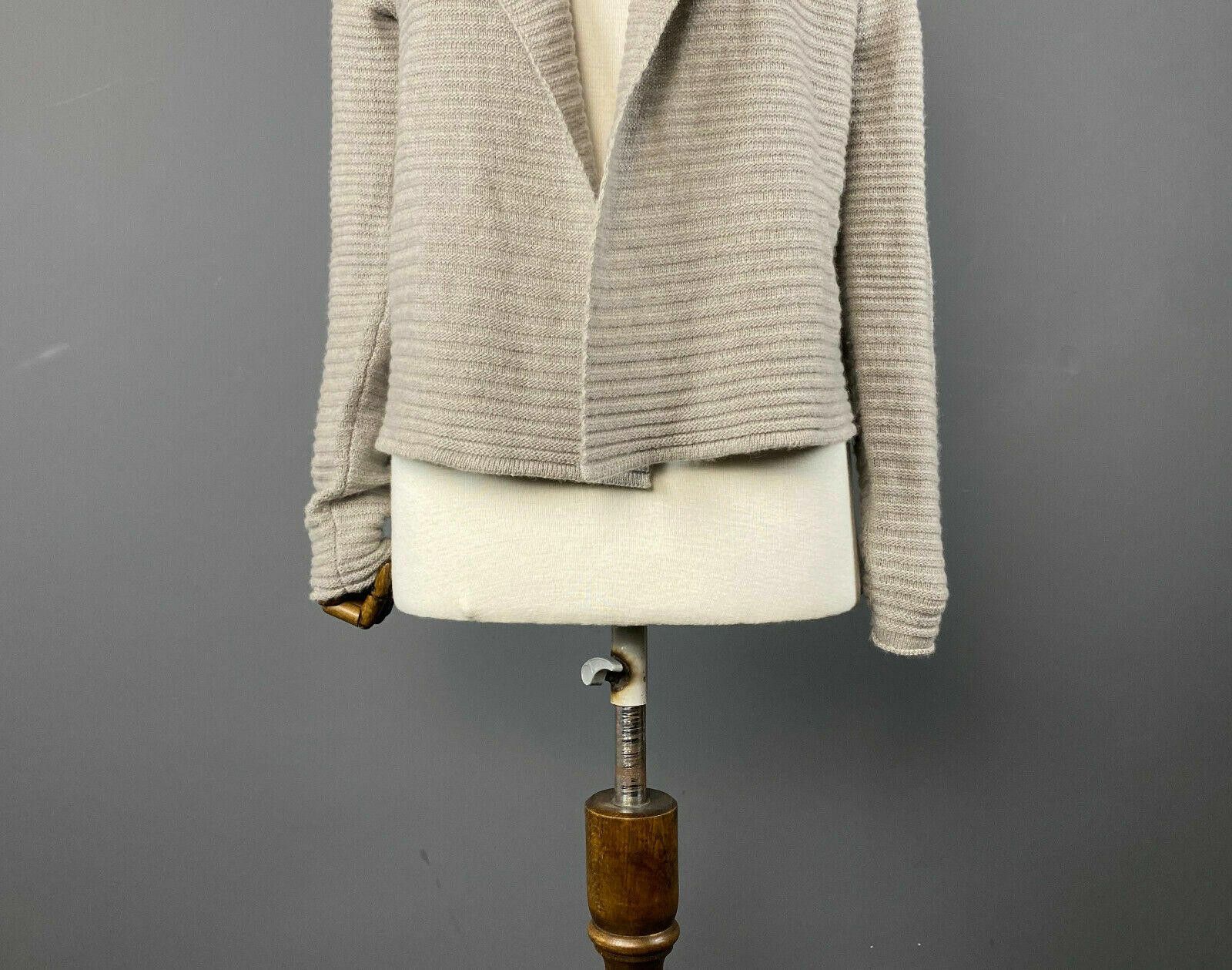 Designer Ladies FFC Grey Wool Front Jumper Cardigan Size M Size M / US 6-8 / IT 42-44 - 3 Thumbnail