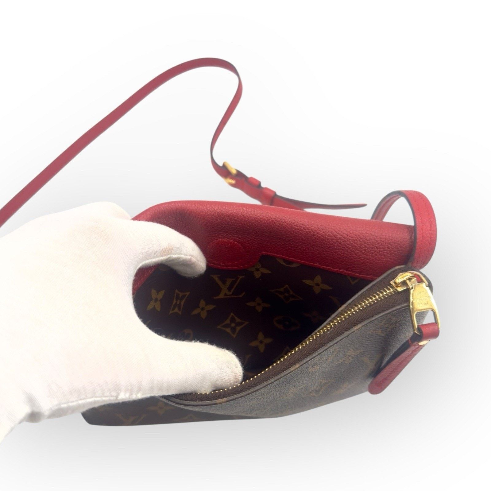 Louis Vuitton authentic Monogram Twice Crossbody Bag With Red Leather Size ONE SIZE - 6 Thumbnail