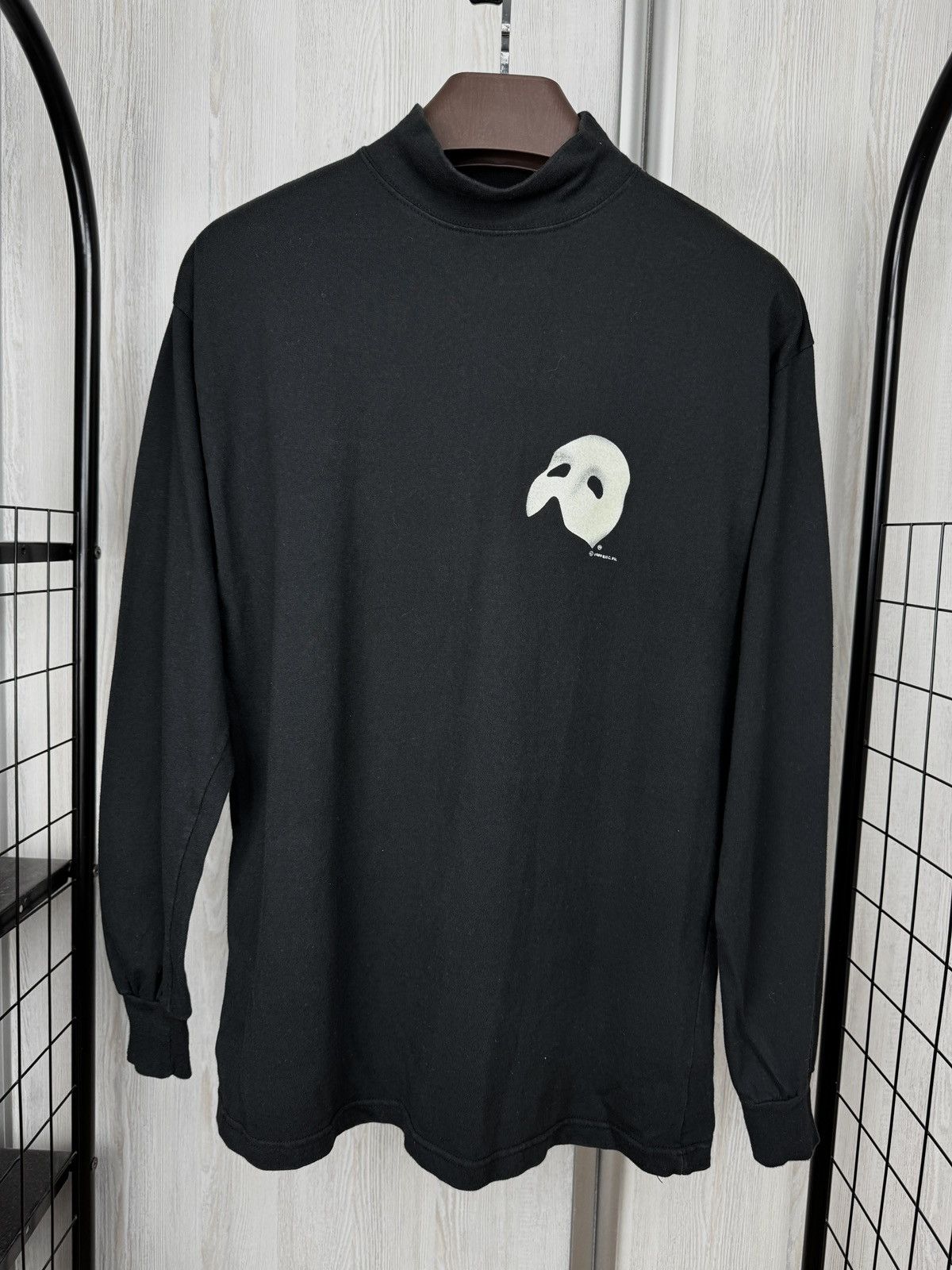 Vintage Vintage THE PHANTOM OF THE OPERA 1989 Black Neck Sweatshirt Size US L / EU 52-54 / 3 - 3 Thumbnail
