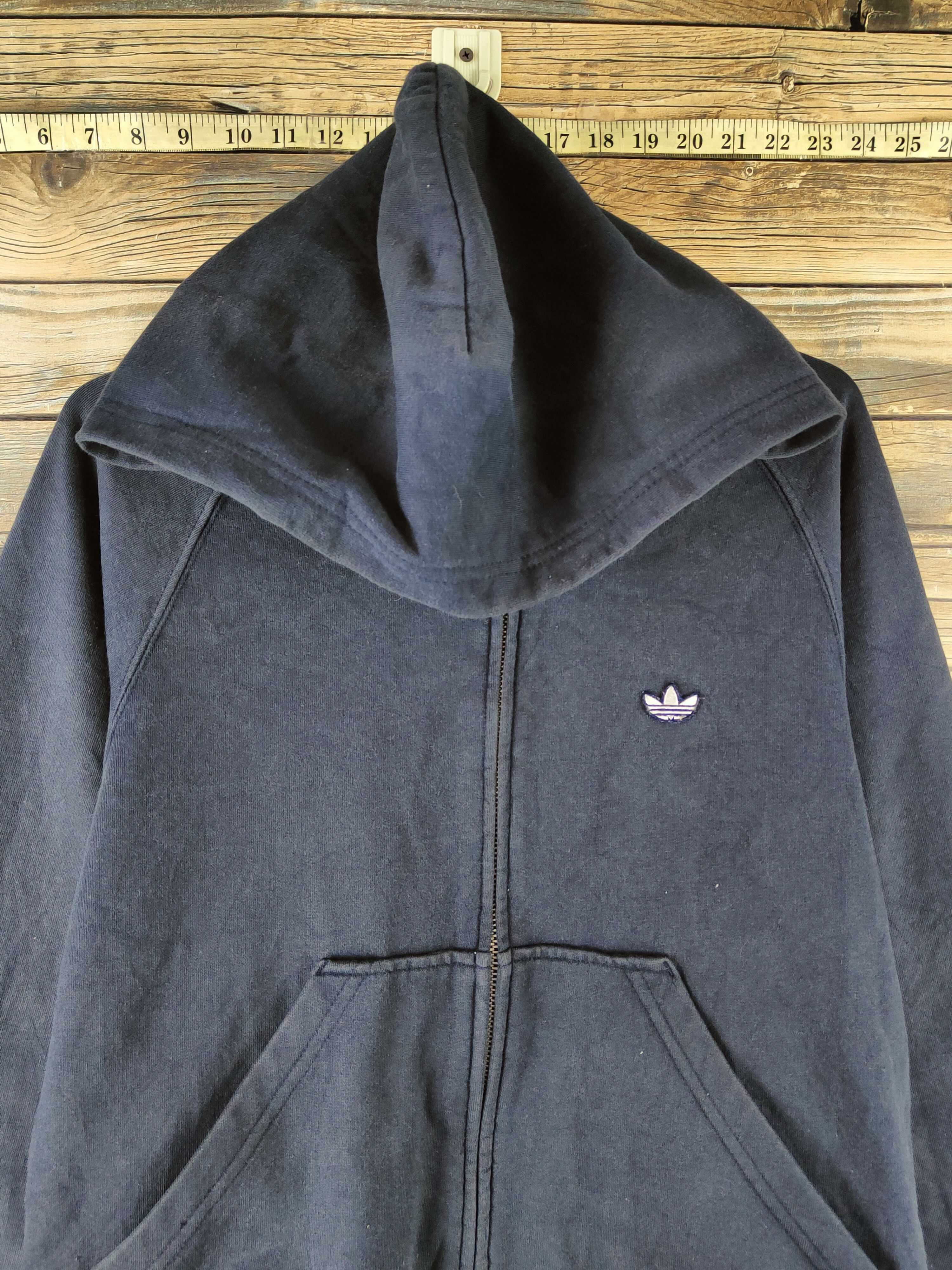 Adidas DL Adidas Vintage Black Hoodie Sweaters #46-207 Size US M / EU 48-50 / 2 - 3 Thumbnail
