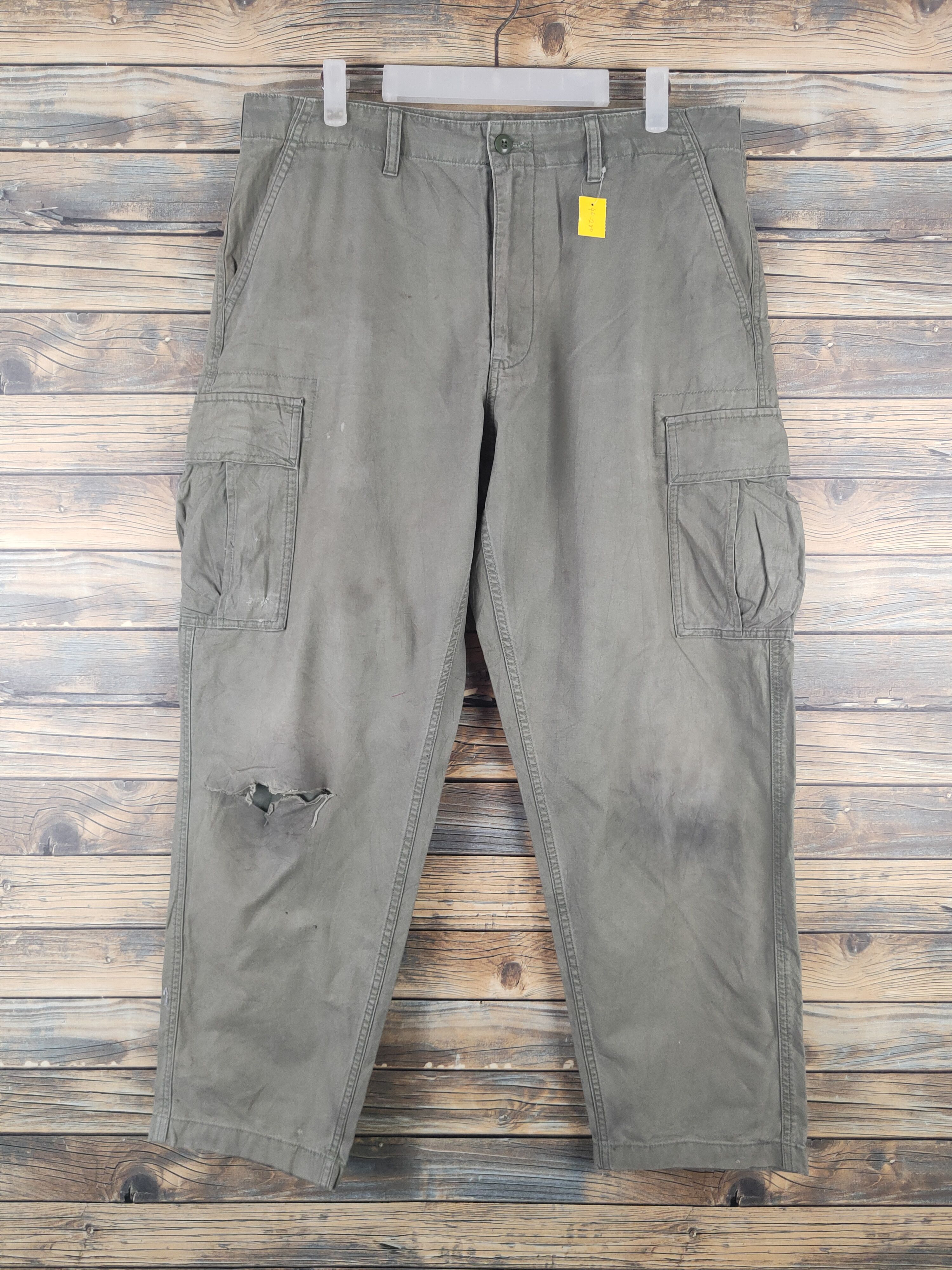 Japanese Brand DL Uniqlo Army Green Faded Multipocket Cargo Pants #46-280T Size US 36 / EU 52 - 1 Thumbnail