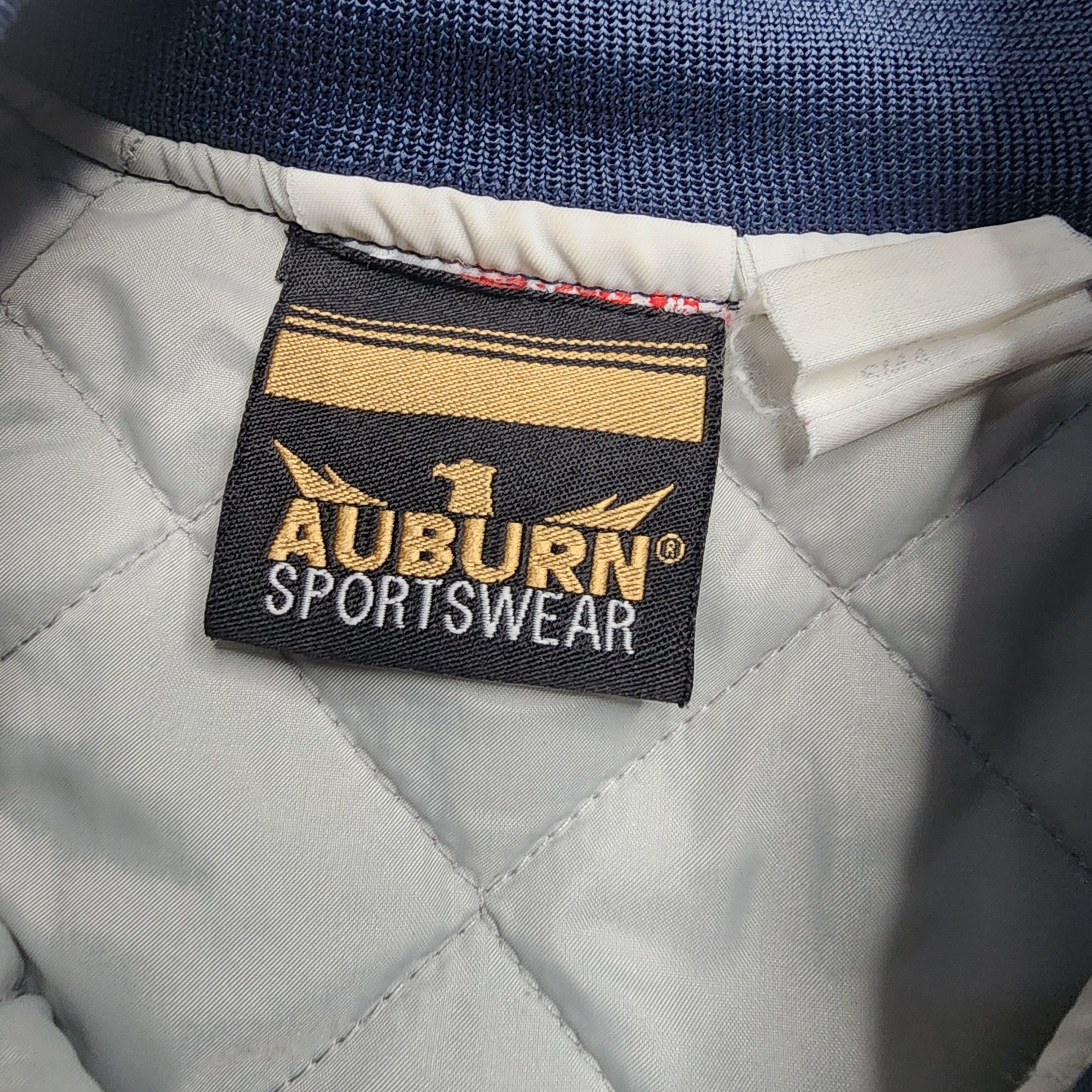 Auburn Sportswear Vintage Cleveland Indians bomber jacket personalized Size US S / EU 44-46 / 1 - 5 Thumbnail