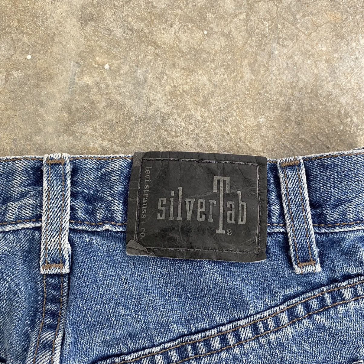 Levi's Vintage 1999 Levis Silvertab Washed Blue Loose Jeans Size US 28 / EU 44 - 17 Thumbnail
