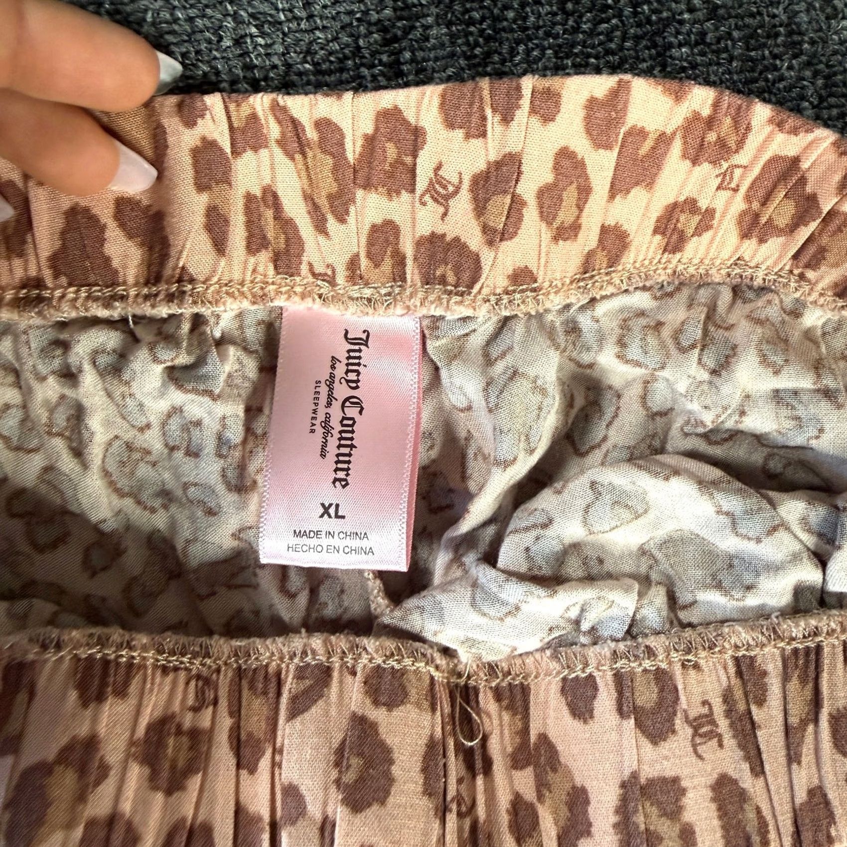 Juicy Couture VINTAGE Juicy Couture Lounge Short Womens XL Tan Brown Leopard Print Pull On Size 40" / US 18 - 3 Thumbnail
