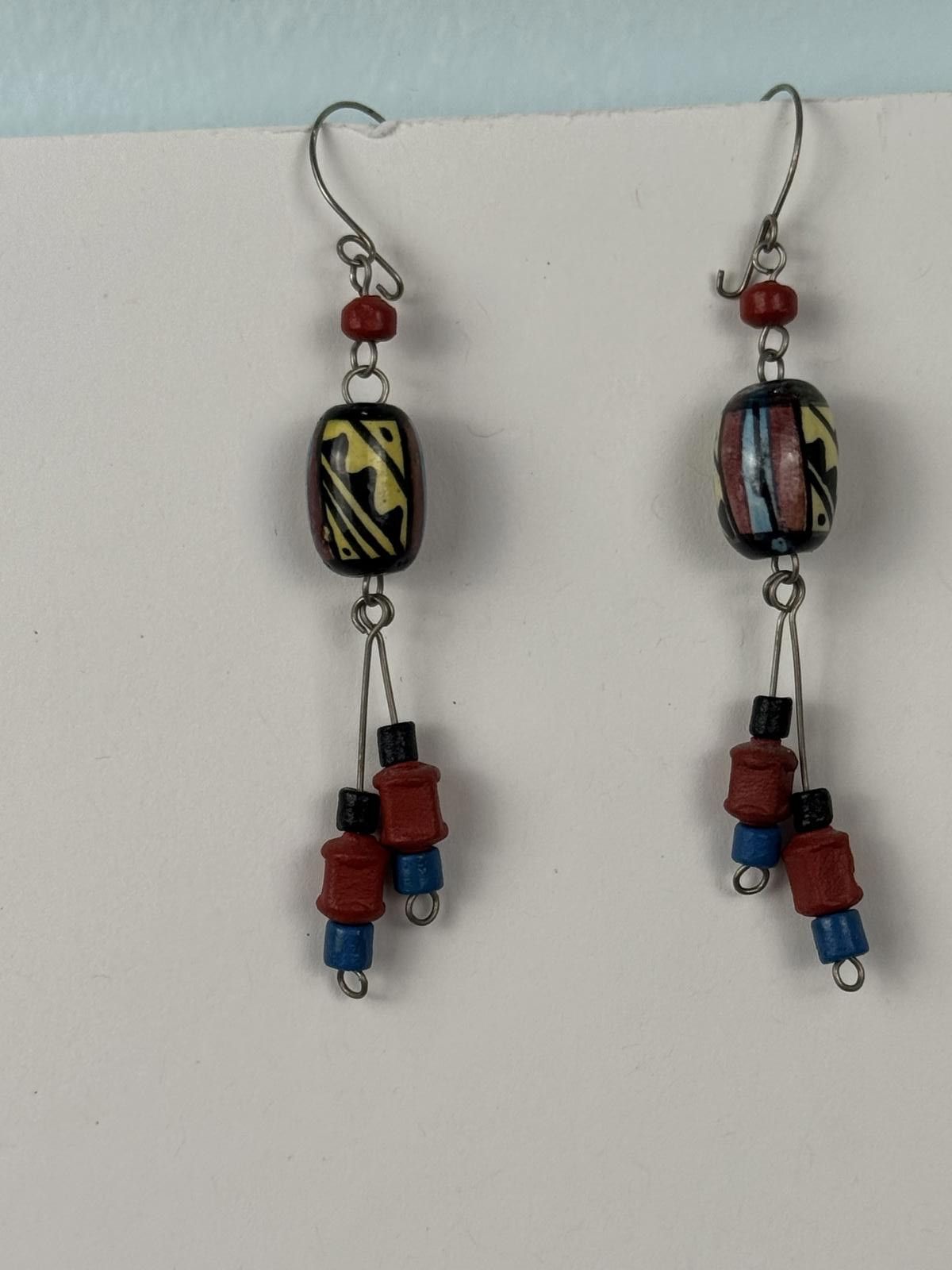 Handmade Handmade Multi-Colored Bead Dangle Earrings Size ONE SIZE - 1 Thumbnail