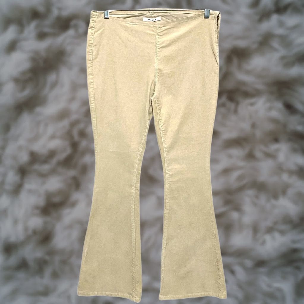 Pacsun PacSun Low Rise Corduroy Pants Women 28 Cement Khaki Flare Pull On Retro Hippie Size 28" / US 6 / IT 42 - 1 Thumbnail