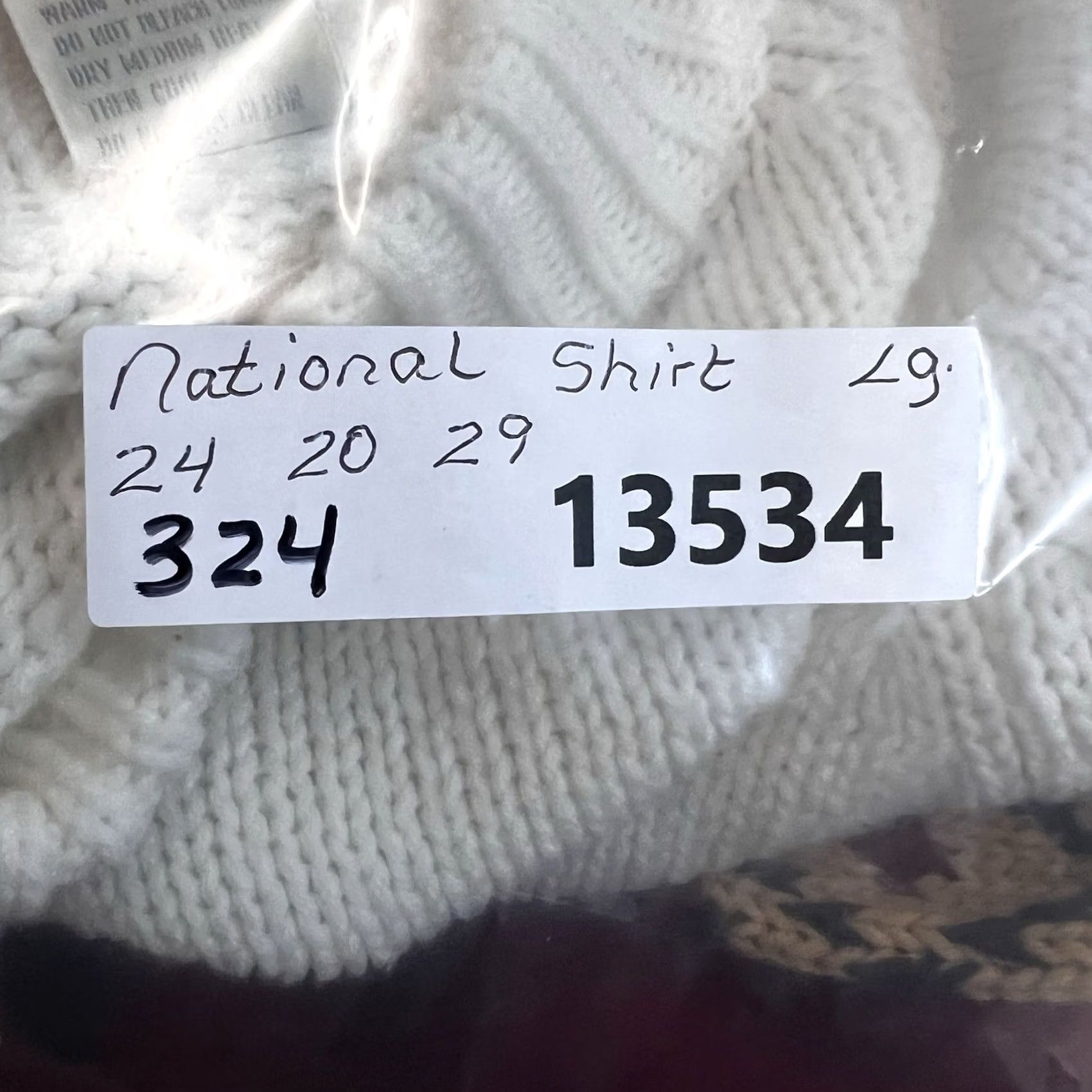 Vintage VINTAGE National Shirt Alpine Vintage Sweater Mens Size L White Acrylic Size US L / EU 52-54 / 3 - 7 Thumbnail
